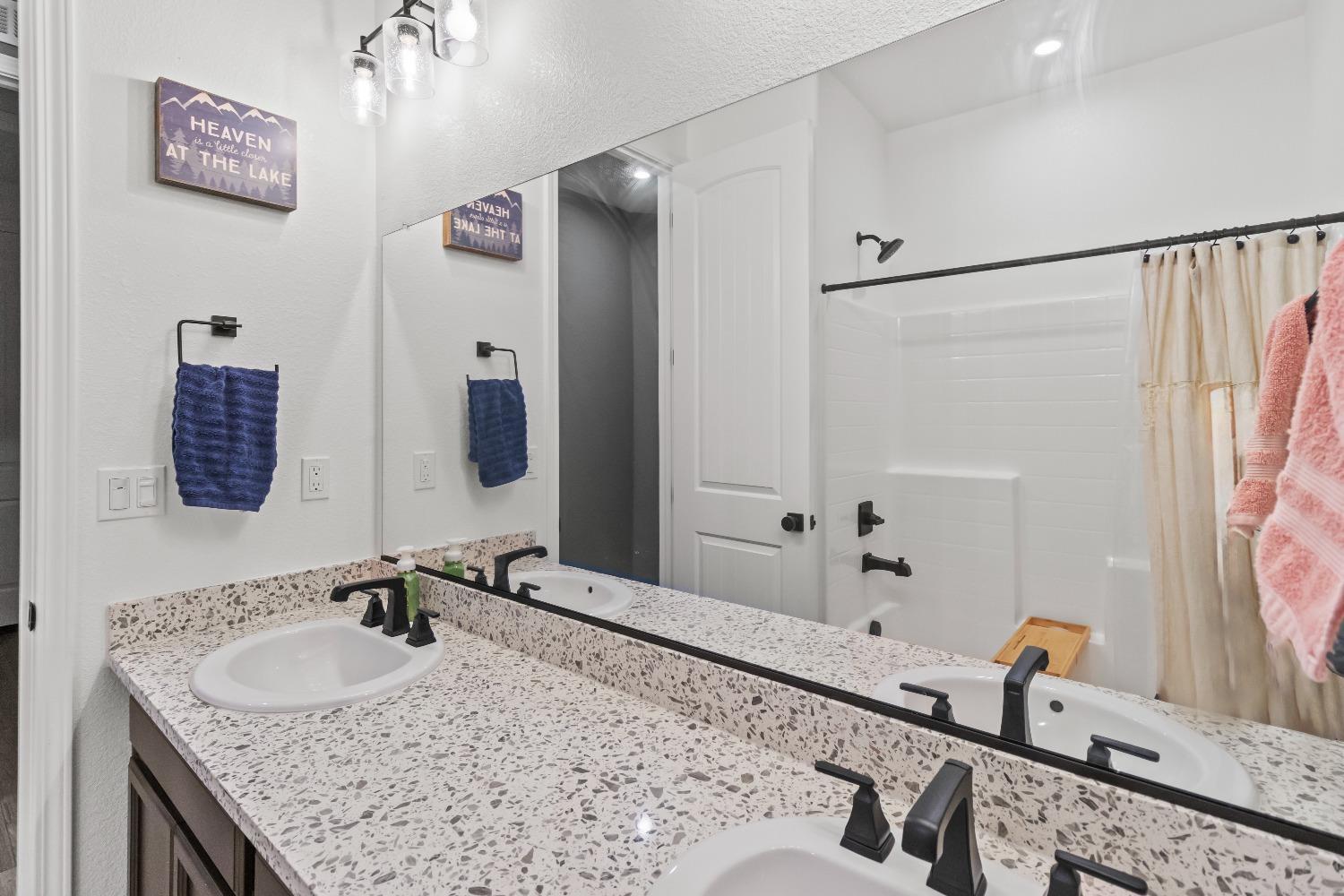 Kirkwood Court, Olivehurst, California image 39