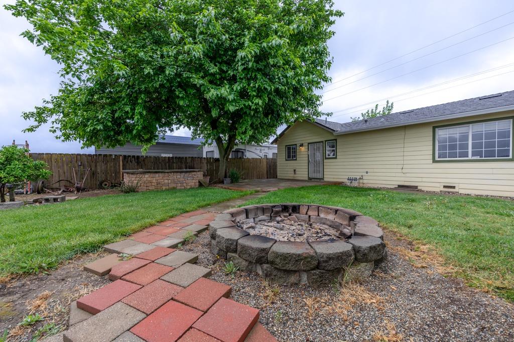 Arboga, Olivehurst, California image 14