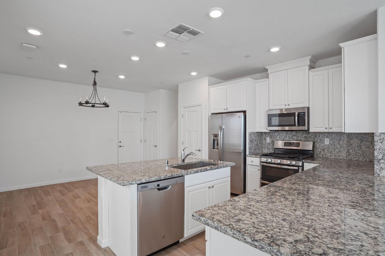 Pleasant Grove Blvd, Roseville, California image 9