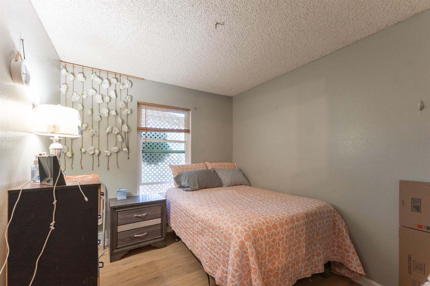 Detail Gallery Image 21 of 33 For 3988 Robinridge Way, Sacramento,  CA 95823 - 3 Beds | 2 Baths