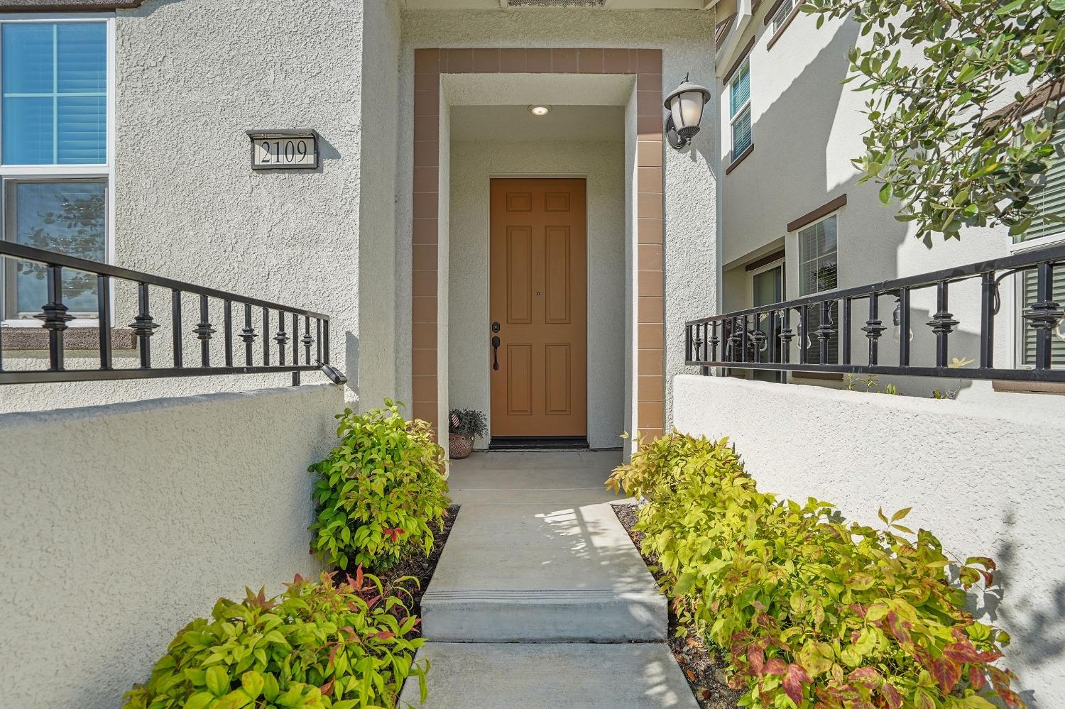 Pleasant Grove Blvd, Roseville, California image 32