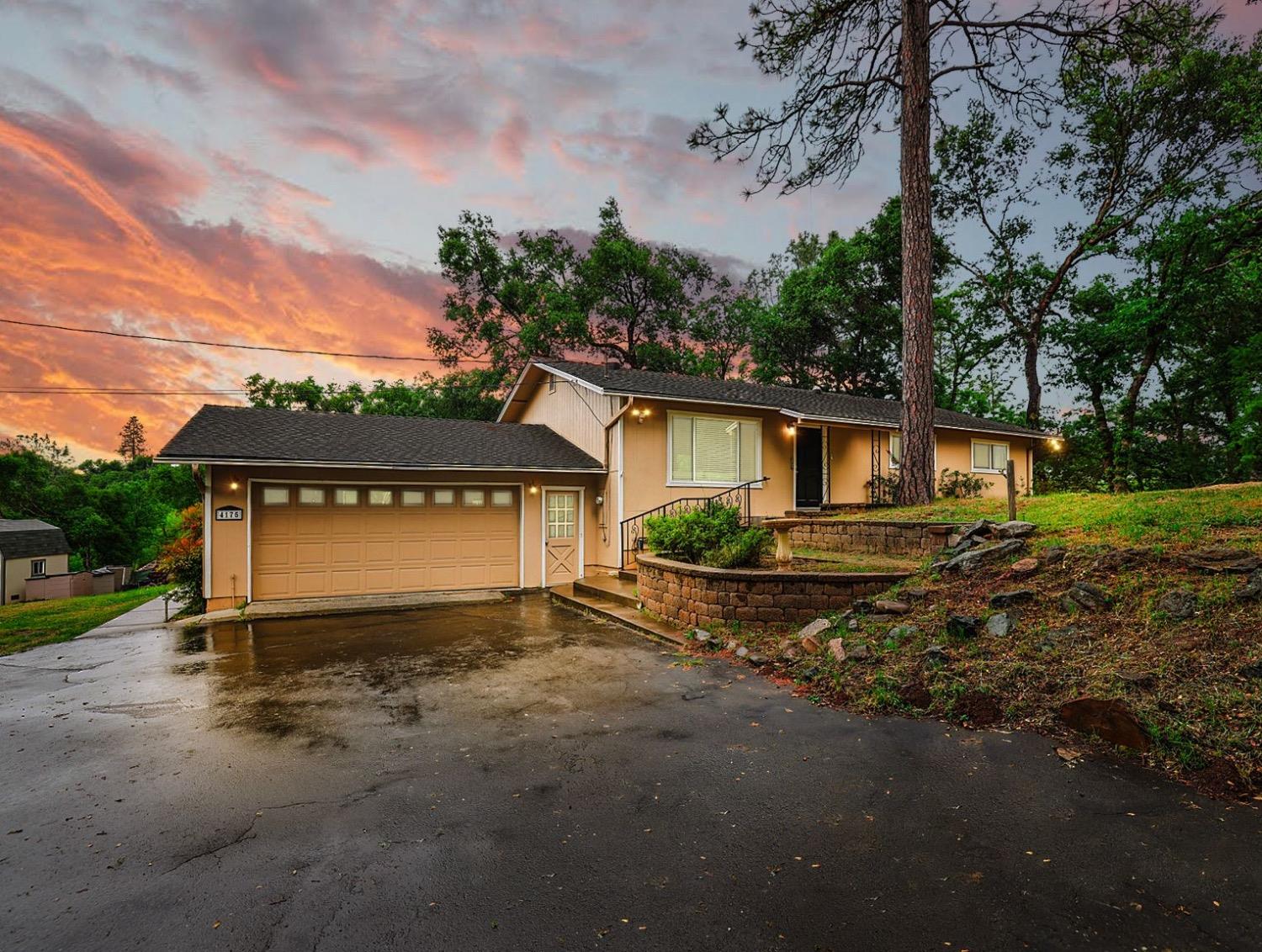 Helen Lane, Auburn, California image 1