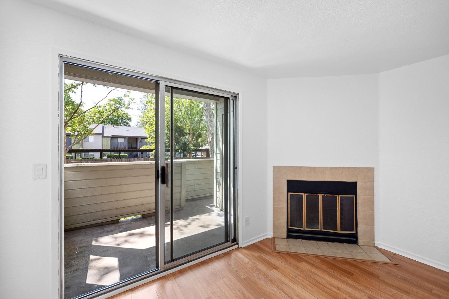 Photo #16: 225053638 Listing: Photo #16