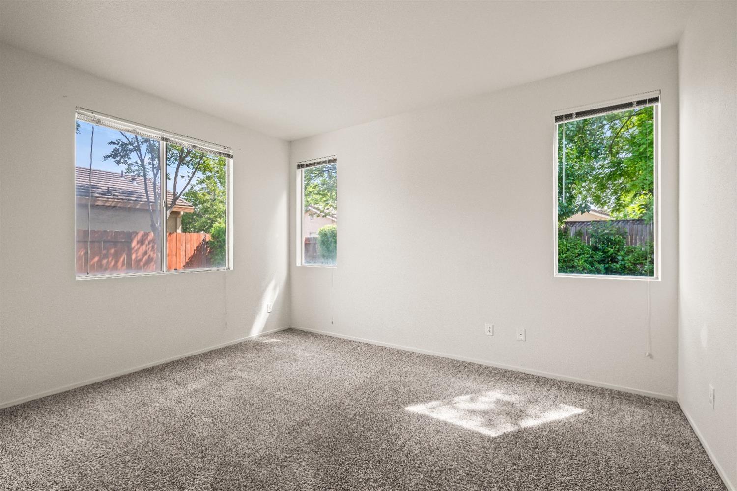 Detail Gallery Image 18 of 29 For 9394 Bennoel Way, Elk Grove,  CA 95758 - 3 Beds | 2 Baths