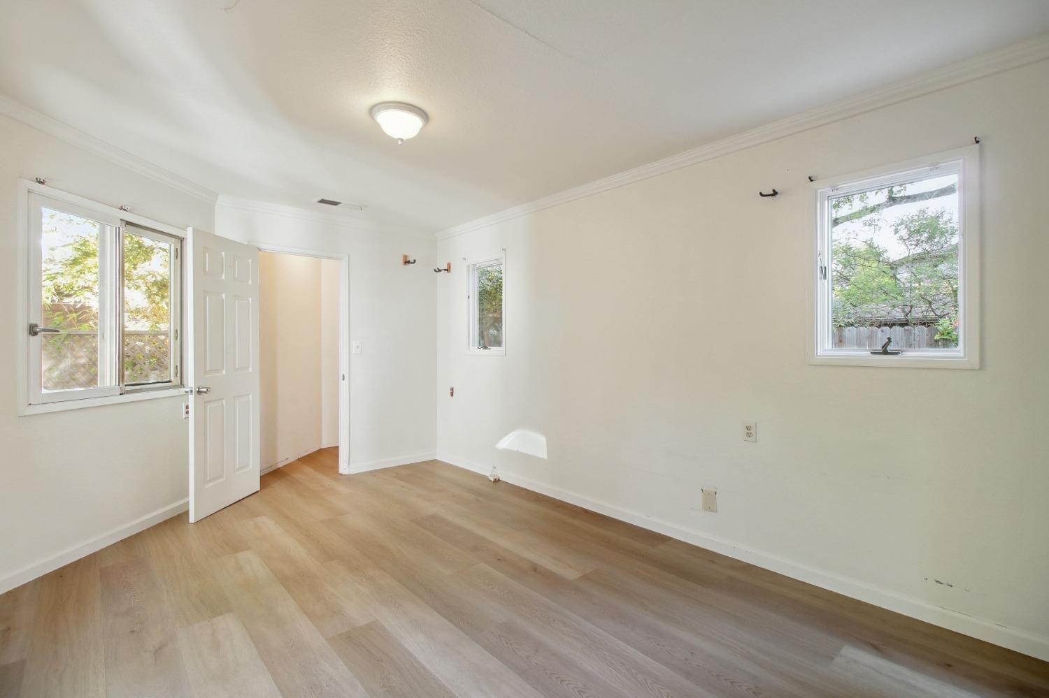 Detail Gallery Image 21 of 57 For 915 Eureka Ave, Davis,  CA 95616 - 6 Beds | 5 Baths