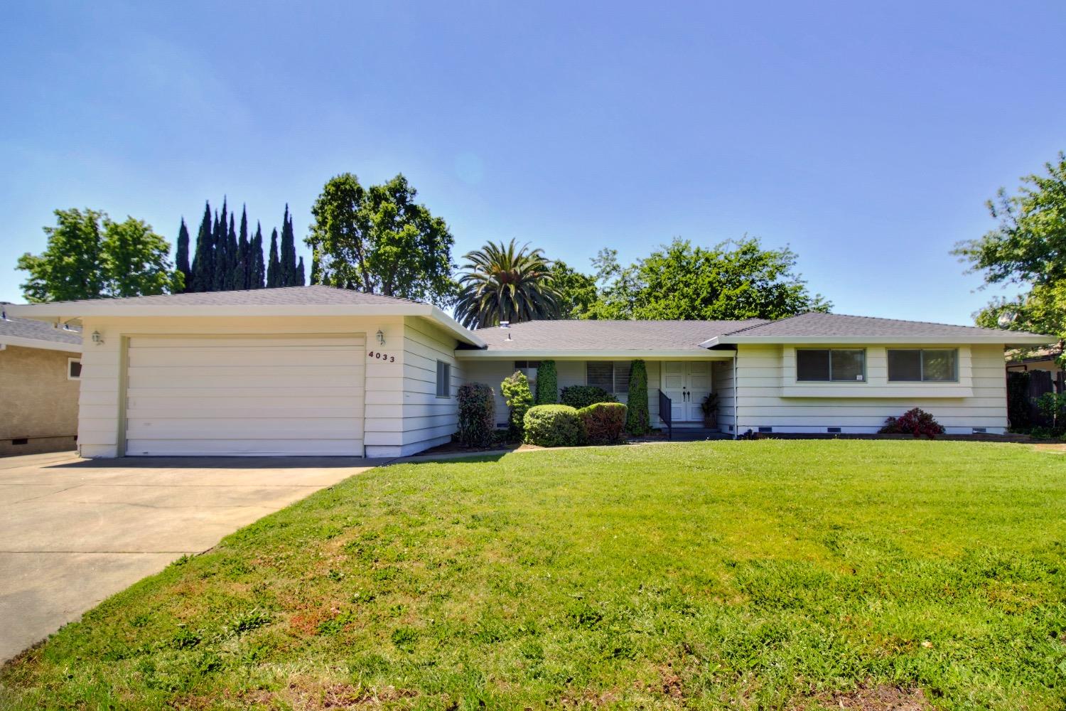 Garfield Avenue, Carmichael, California image 44