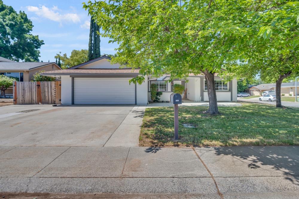 Twin Oaks Avenue, Citrus Heights, California image 1