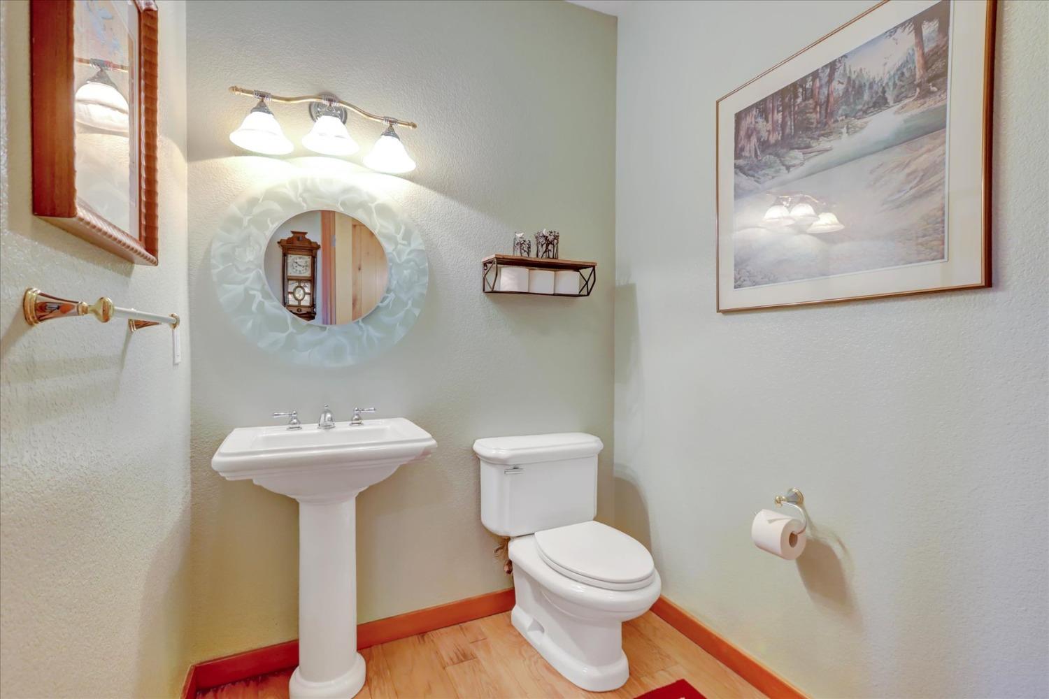 Detail Gallery Image 28 of 80 For 12673 Hoppy Hollow Rd, Grass Valley,  CA 95945 - 4 Beds | 3/1 Baths