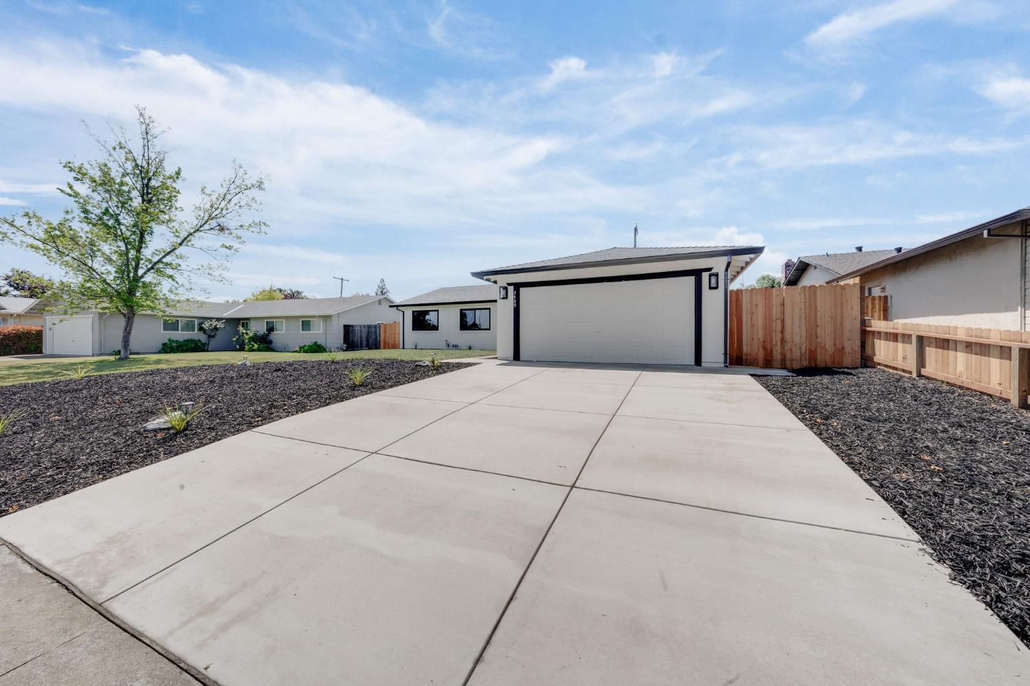 Saybrook Drive, Citrus Heights, California image 2
