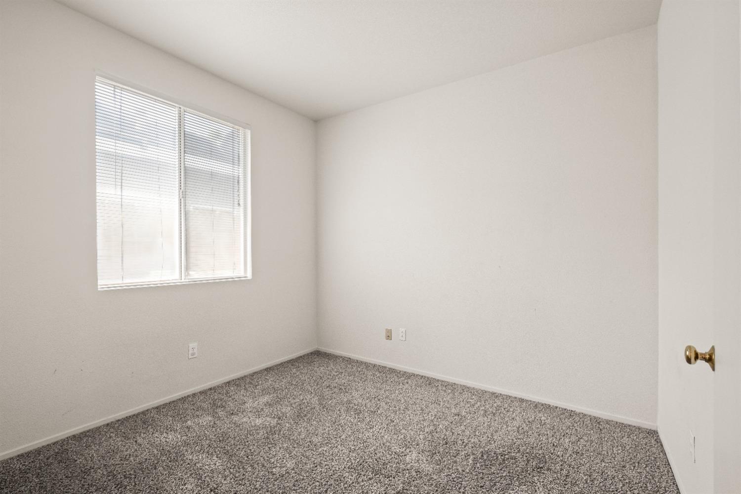Detail Gallery Image 24 of 29 For 9394 Bennoel Way, Elk Grove,  CA 95758 - 3 Beds | 2 Baths