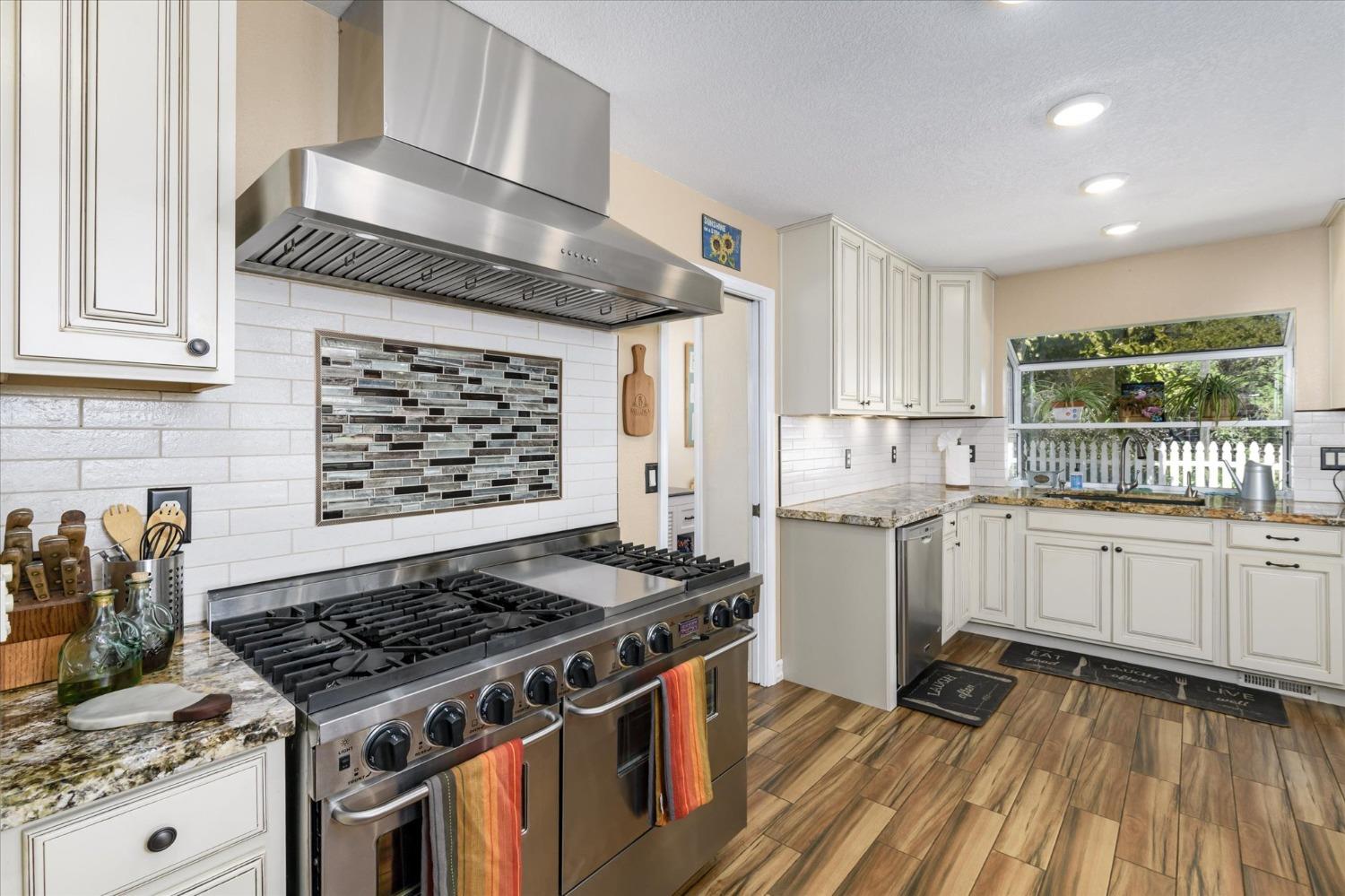 Detail Gallery Image 17 of 70 For 3610 Loma Dr, Shingle Springs,  CA 95682 - 4 Beds | 2/1 Baths