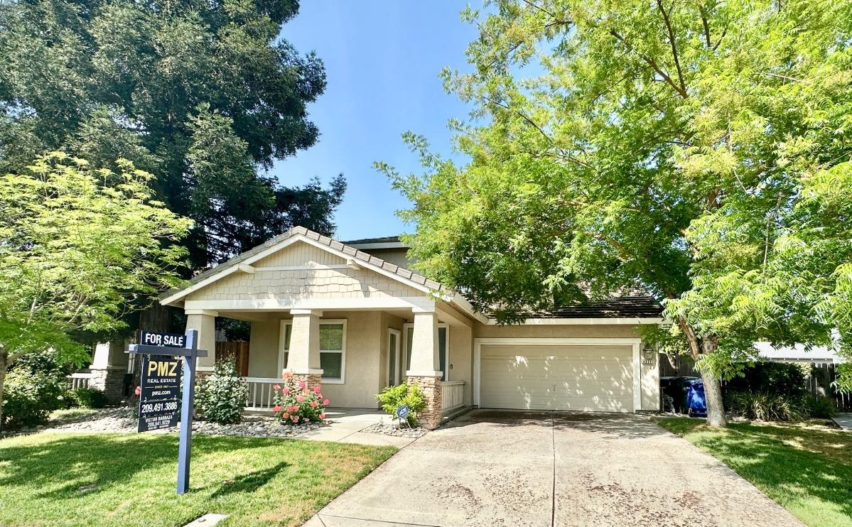 Detail Gallery Image 1 of 26 For 4221 Reunion Ct, Modesto,  CA 95356 - 3 Beds | 2/1 Baths