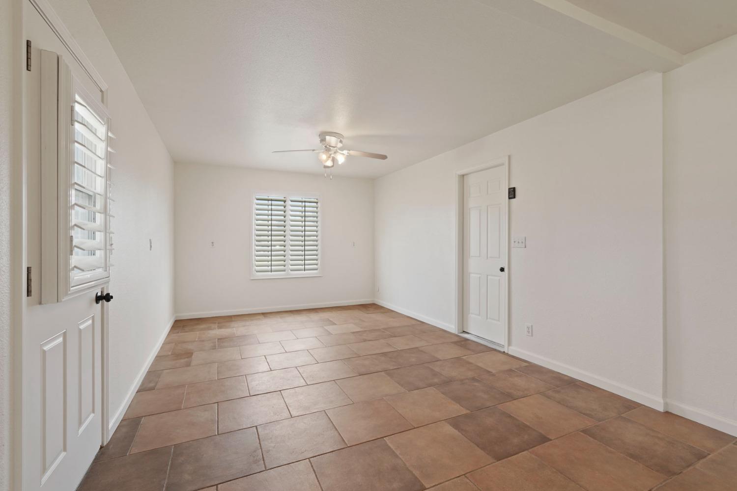 Detail Gallery Image 30 of 54 For 25292 White Fence Ct, Acampo,  CA 95220 - 4 Beds | 2 Baths