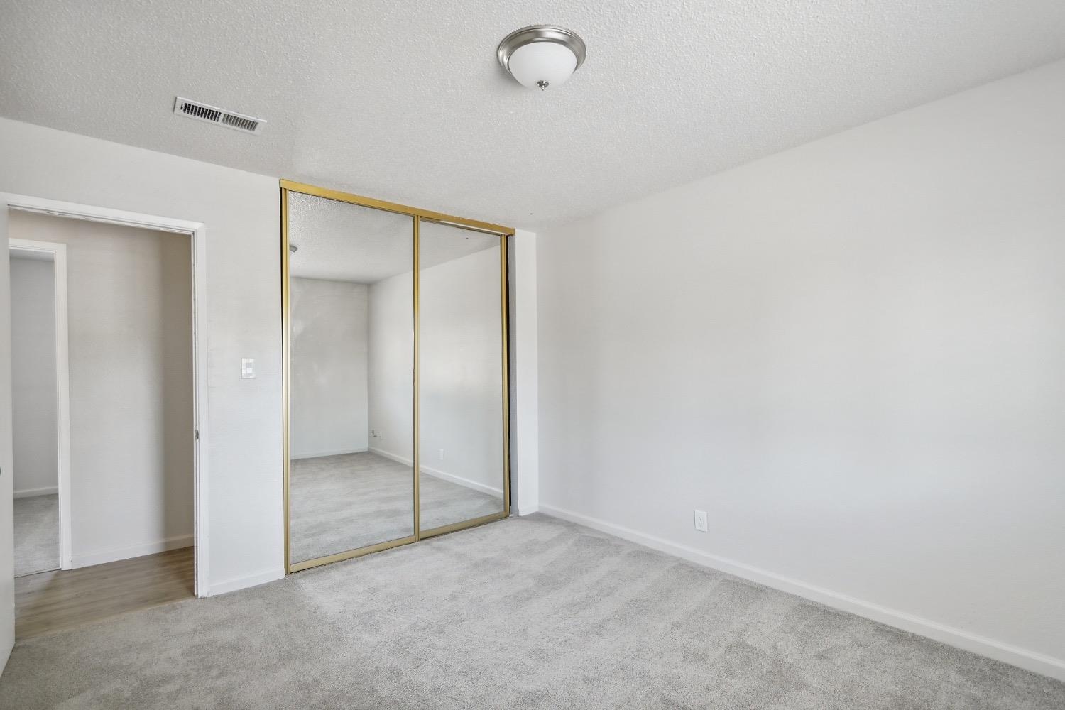Detail Gallery Image 32 of 44 For 9101 La Riviera Dr, Sacramento,  CA 95826 - 4 Beds | 2 Baths