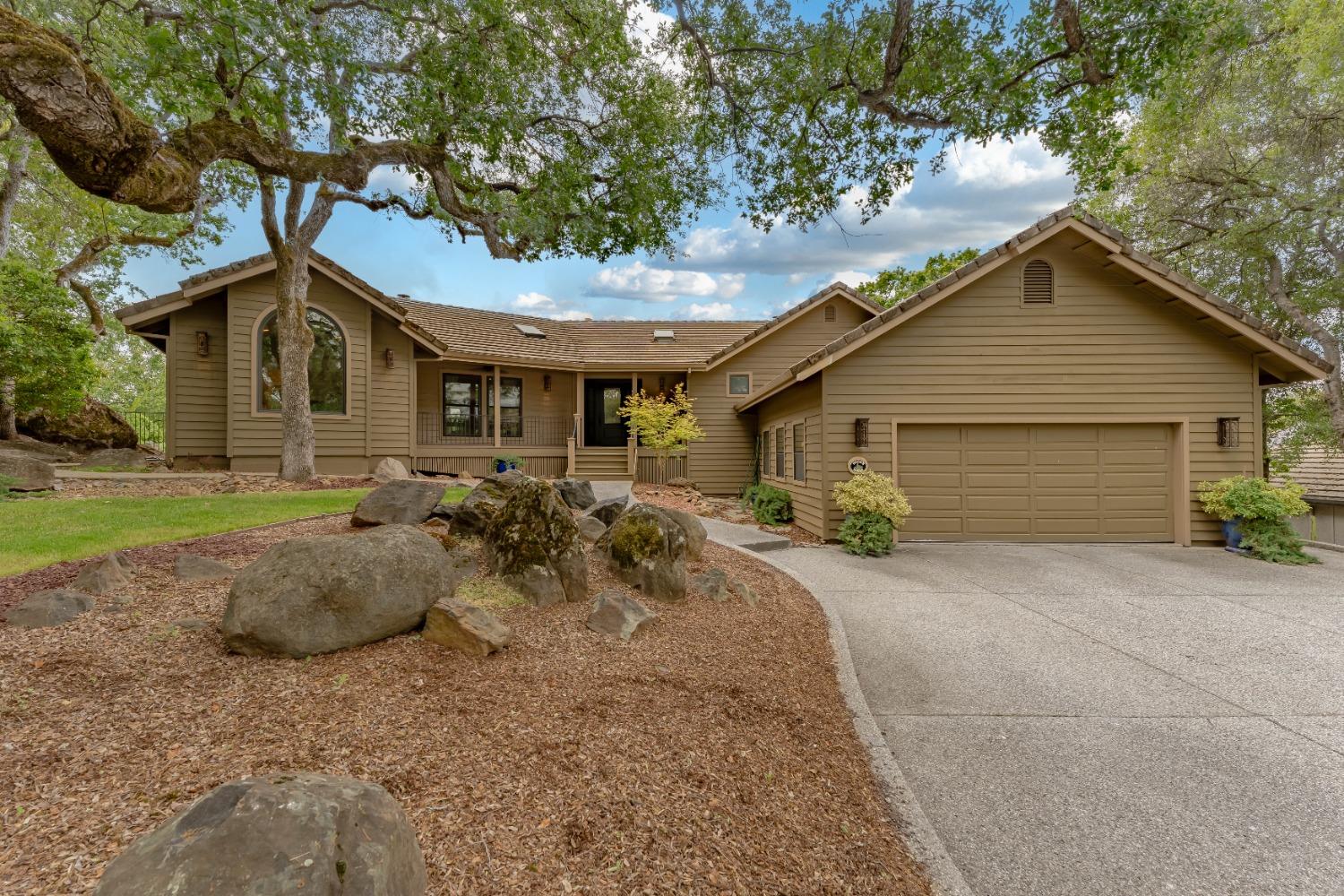 Fairway Court, Auburn, California image 38