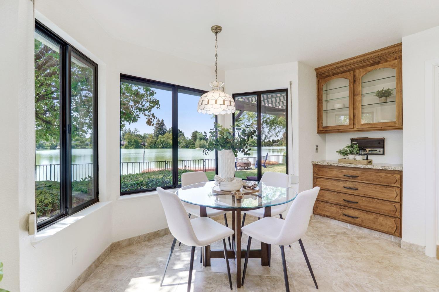 Lake Terrace Circle, Davis, California image 14