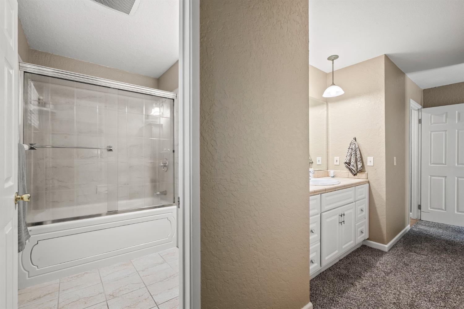 Westover Court, Fair Oaks, California image 25