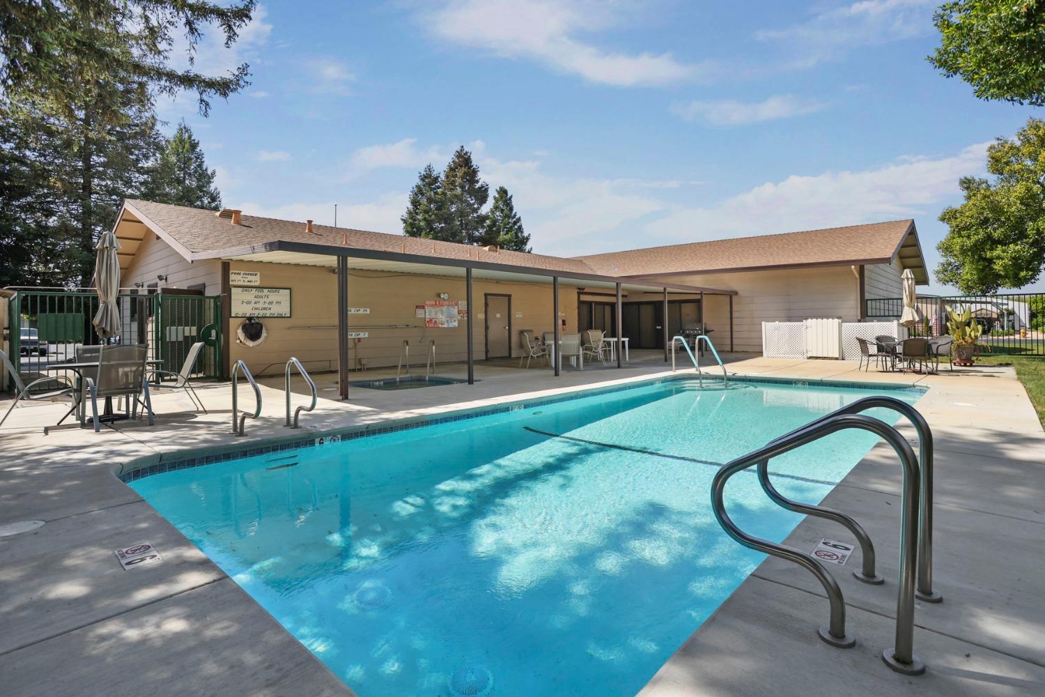 Detail Gallery Image 33 of 35 For 6706 Tam O Shanter Dr 92, Stockton,  CA 95210 - 2 Beds | 2 Baths
