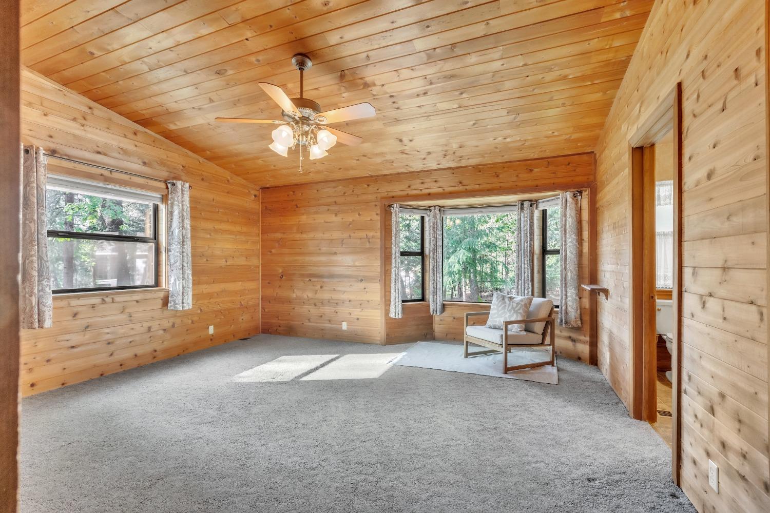 Detail Gallery Image 13 of 40 For 5784 Cold Springs Dr, Foresthill,  CA 95631 - 2 Beds | 2 Baths