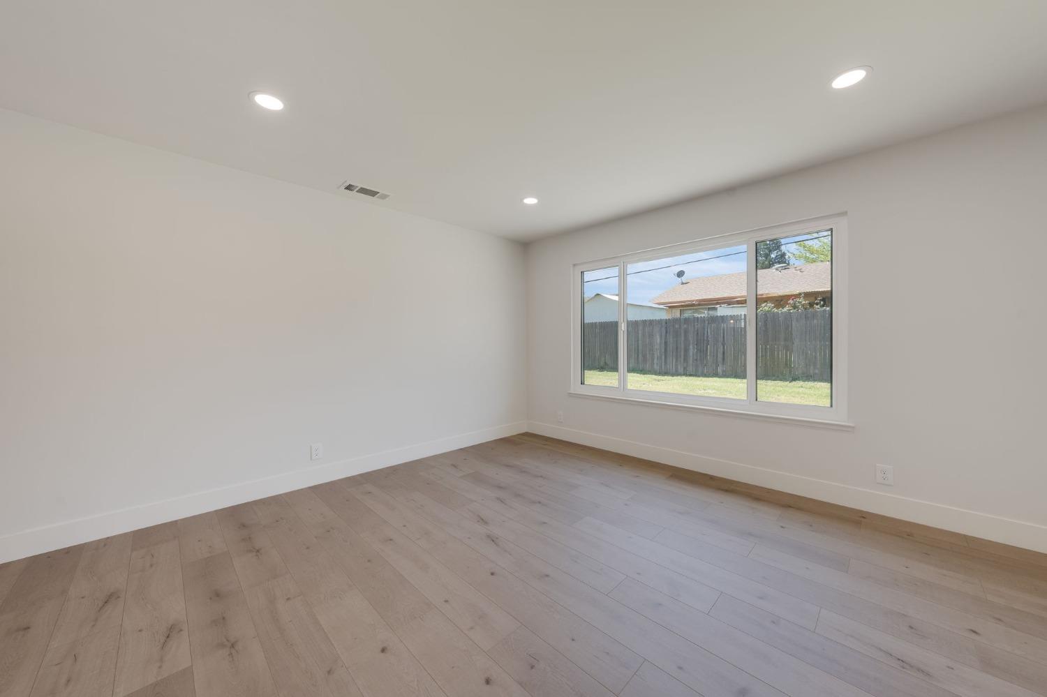 Saybrook Drive, Citrus Heights, California image 27