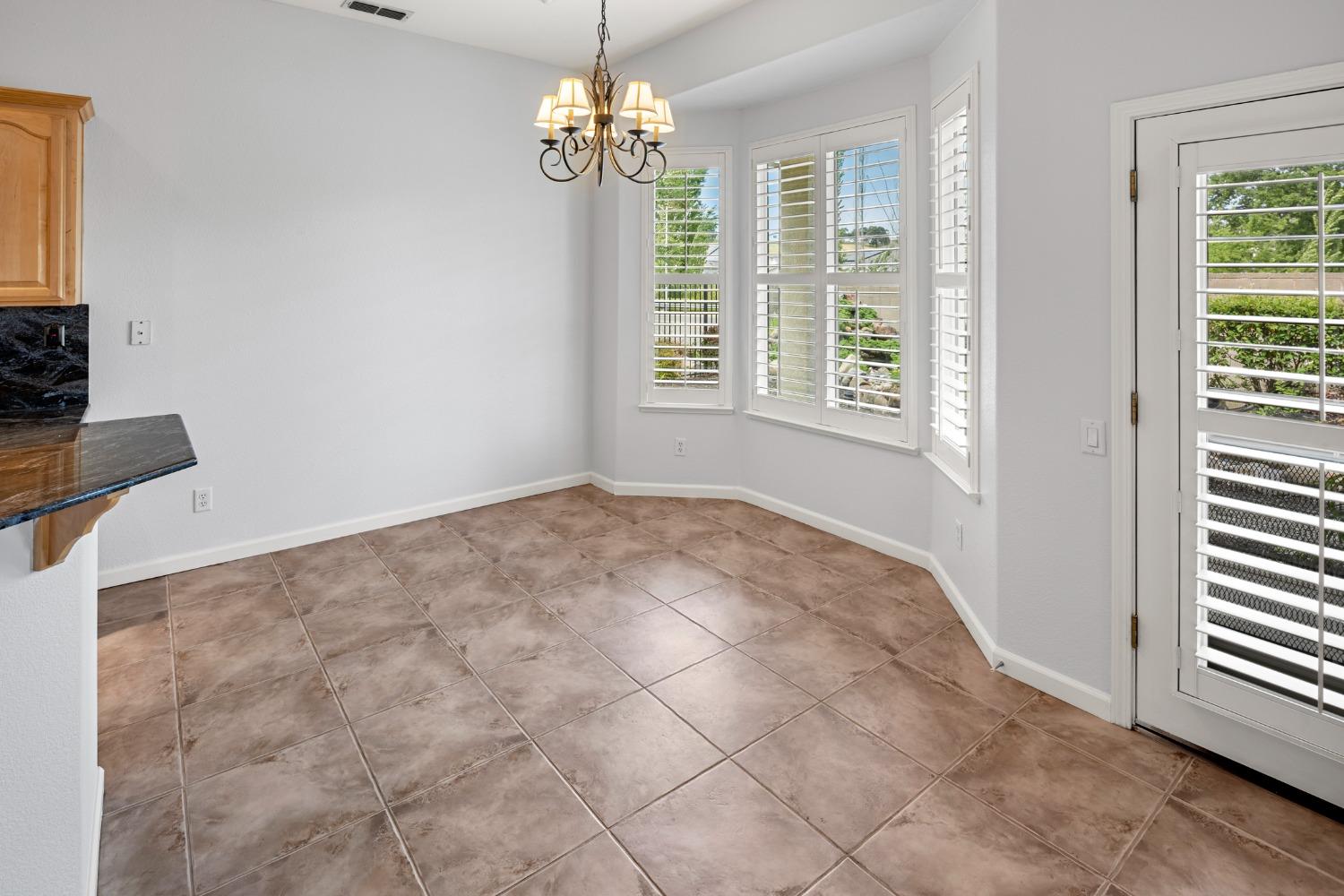 Pleasant Creek Drive, Rocklin, California image 17