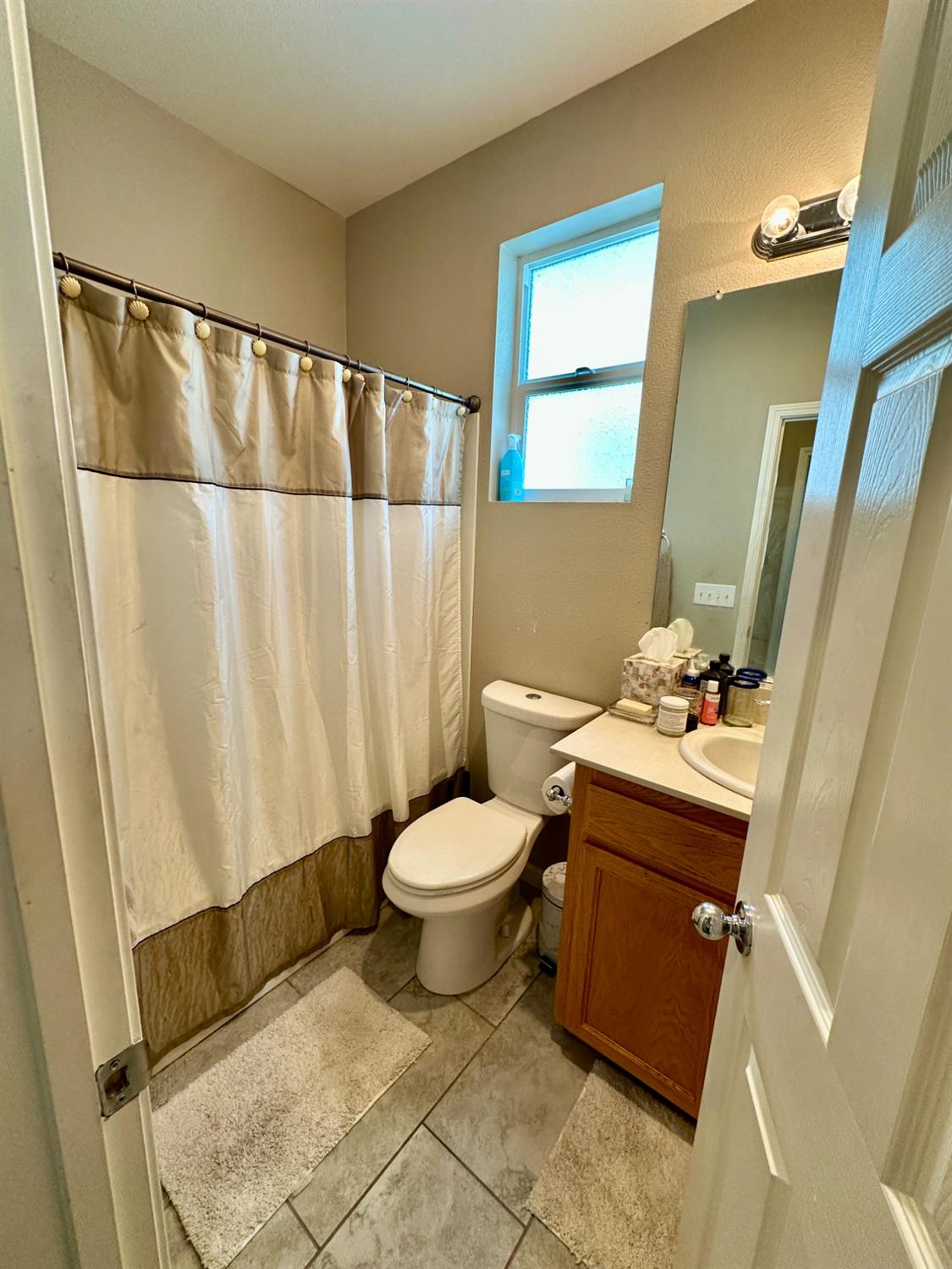 Detail Gallery Image 17 of 28 For 702 Anne Marie Way, Isleton,  CA 95641 - 3 Beds | 3 Baths