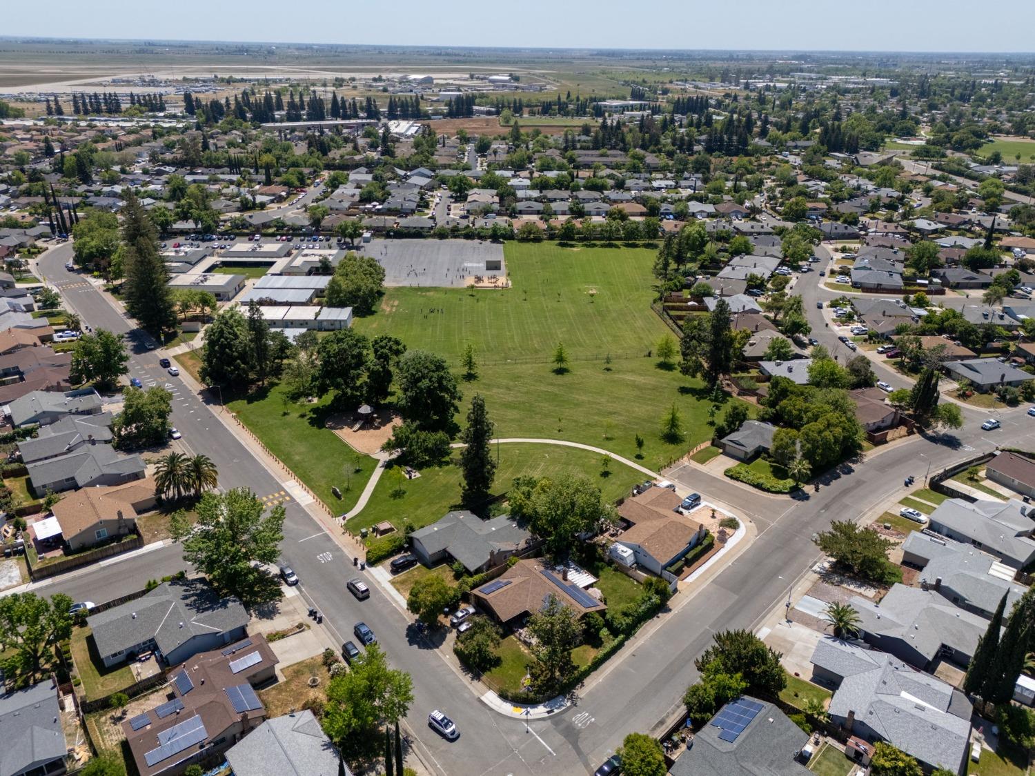 Detail Gallery Image 28 of 30 For 10197 Rockingham, Sacramento,  CA 95827 - 3 Beds | 2 Baths
