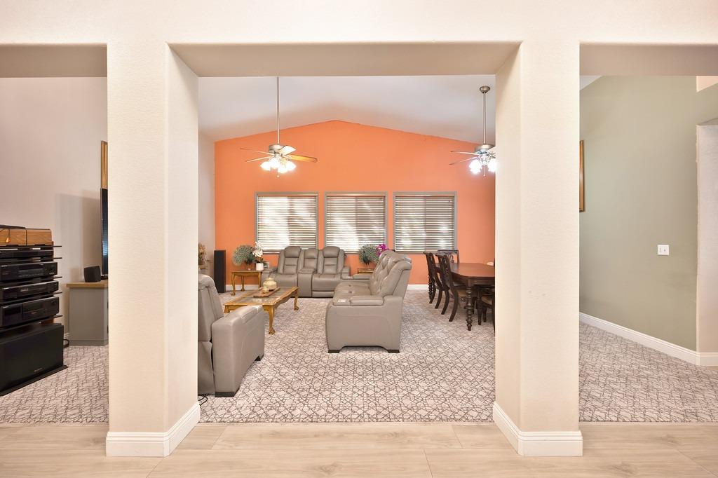 Detail Gallery Image 15 of 64 For 7805 Megan Ann Ct, Antelope,  CA 95843 - 2 Beds | 2 Baths