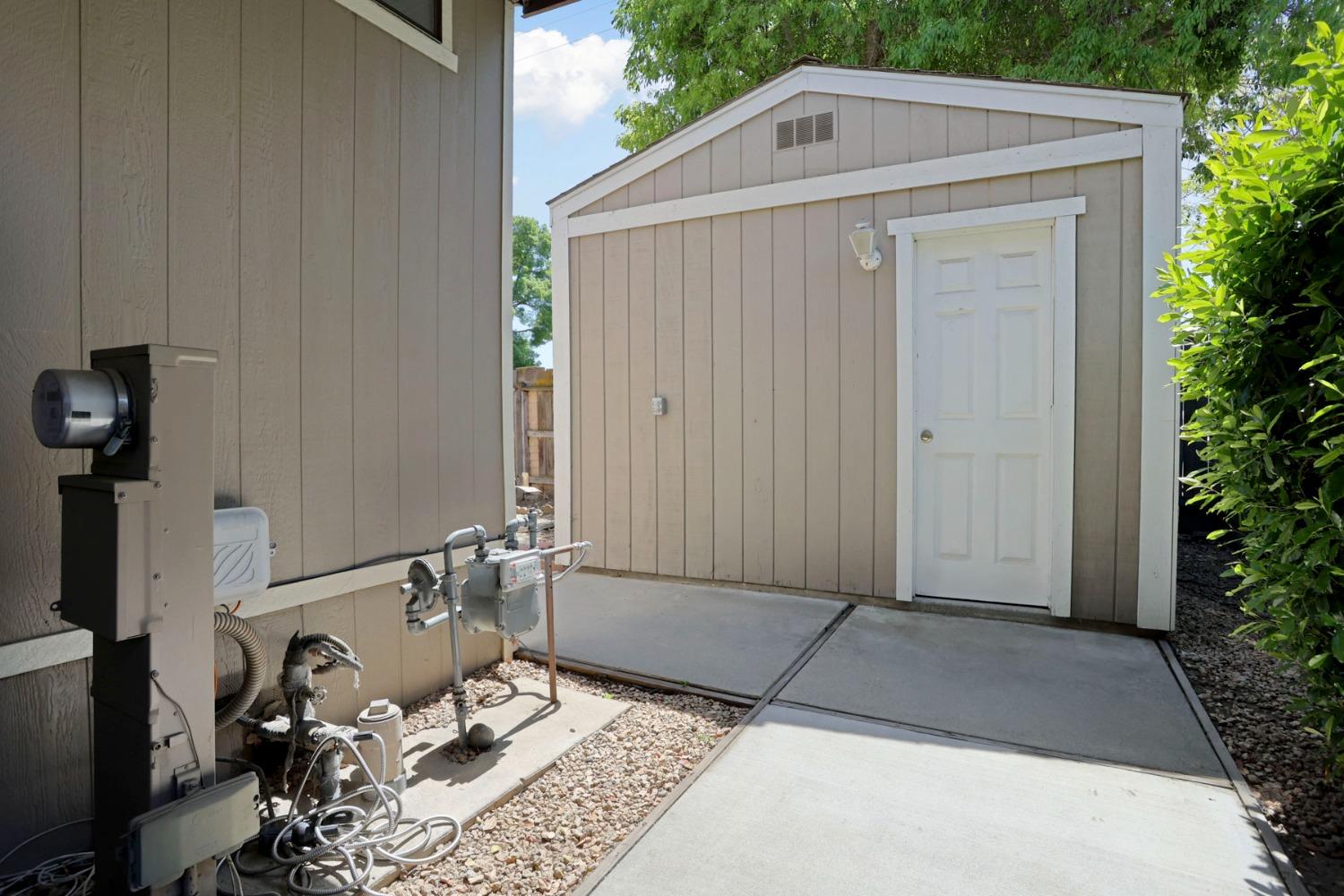 Detail Gallery Image 6 of 32 For 30 Schooner 30, Modesto,  CA 95356 - 2 Beds | 2 Baths