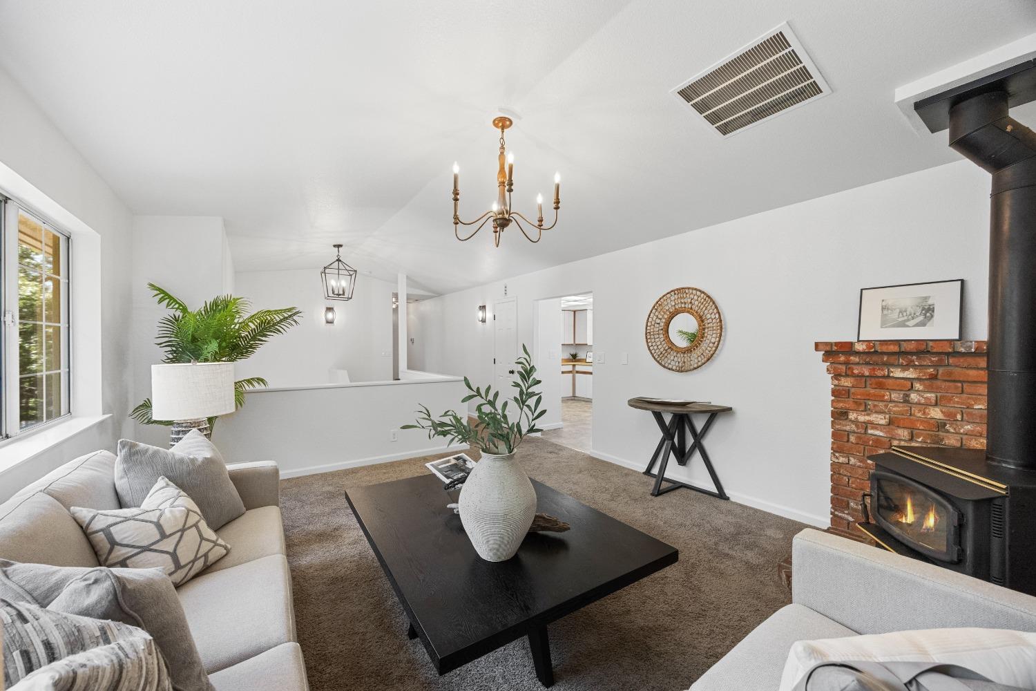Detail Gallery Image 14 of 77 For 3401 Oxford Ct, Cameron Park,  CA 95682 - 3 Beds | 2 Baths