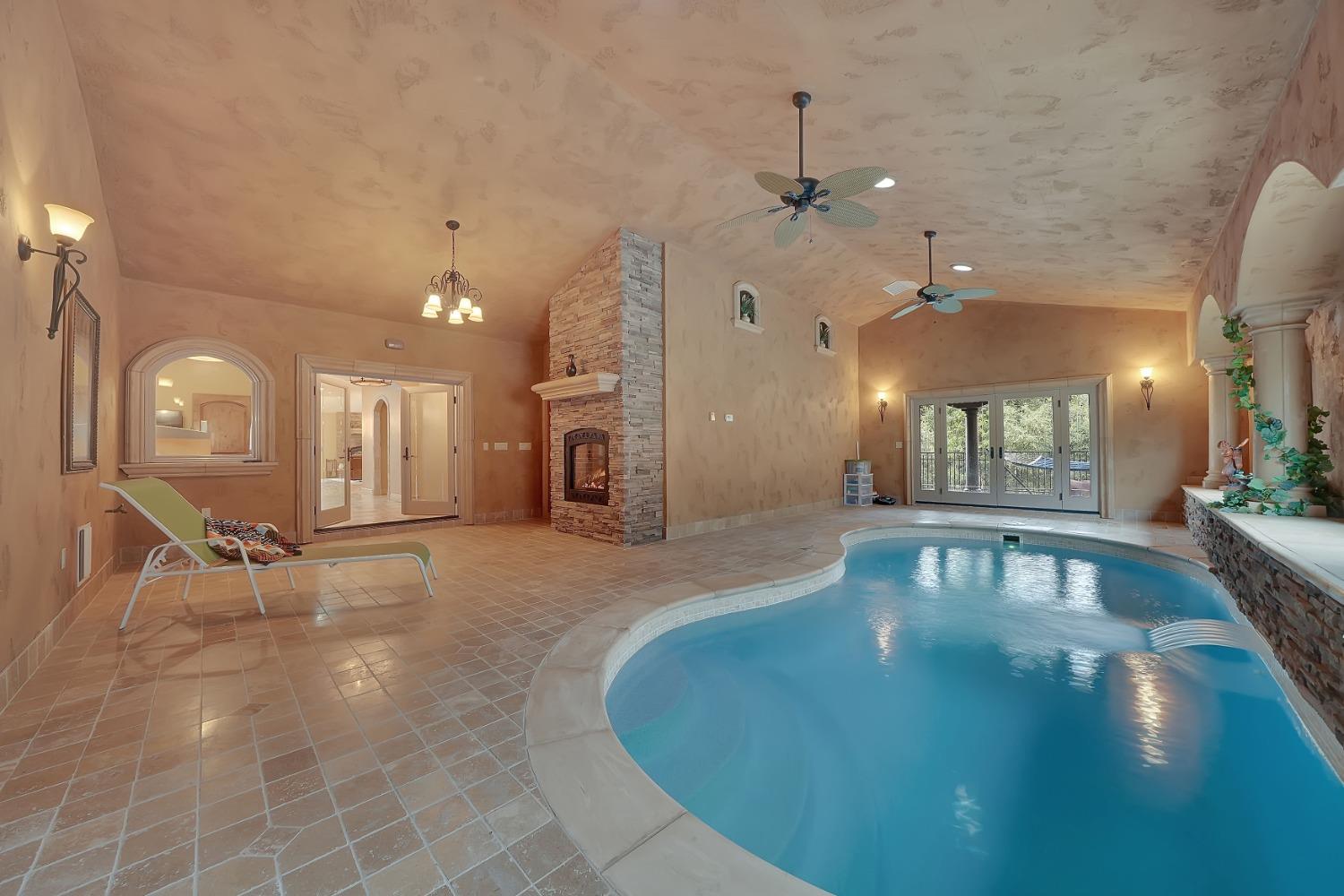 Detail Gallery Image 23 of 88 For 13707 Petersen Ranch Dr, Pine Grove,  CA 95665 - 3 Beds | 2/1 Baths