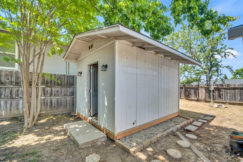 Twin Oaks Avenue, Citrus Heights, California image 29