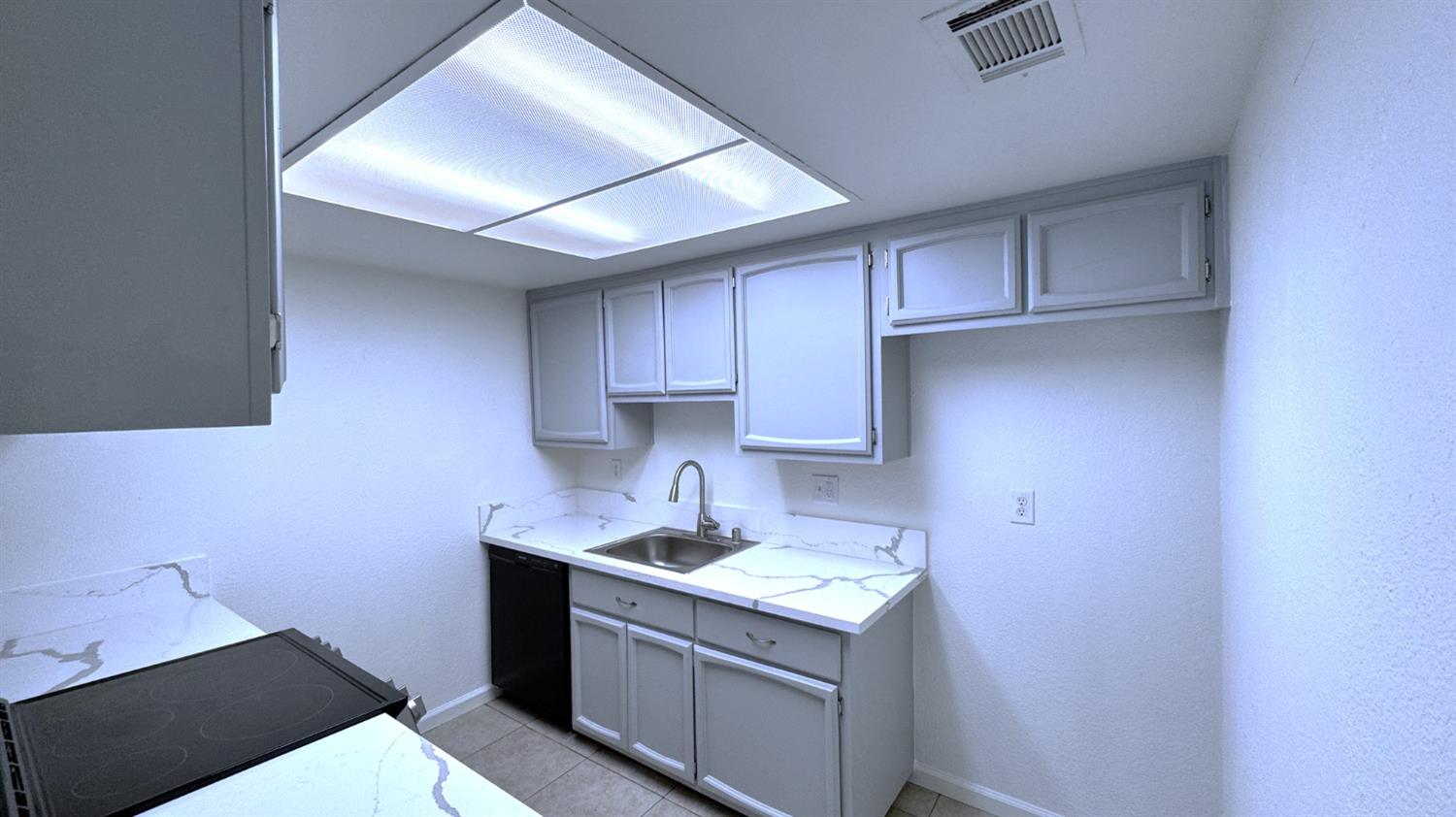 Trovita Way, Citrus Heights, California image 6