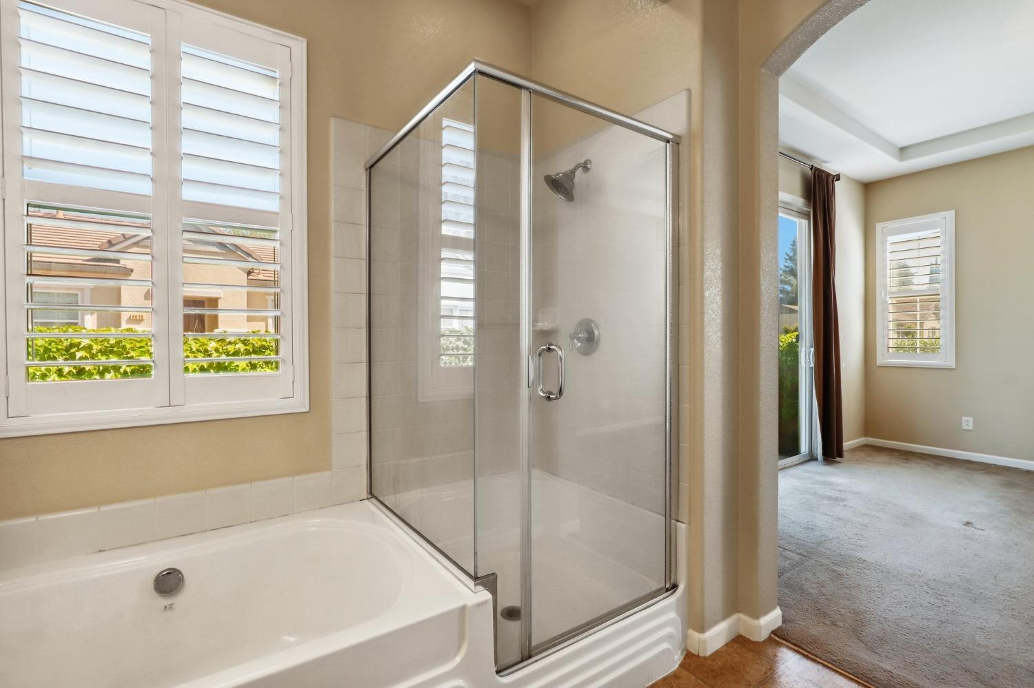 Detail Gallery Image 29 of 41 For 8040 Linda Isle Ln, Sacramento,  CA 95831 - 3 Beds | 2 Baths