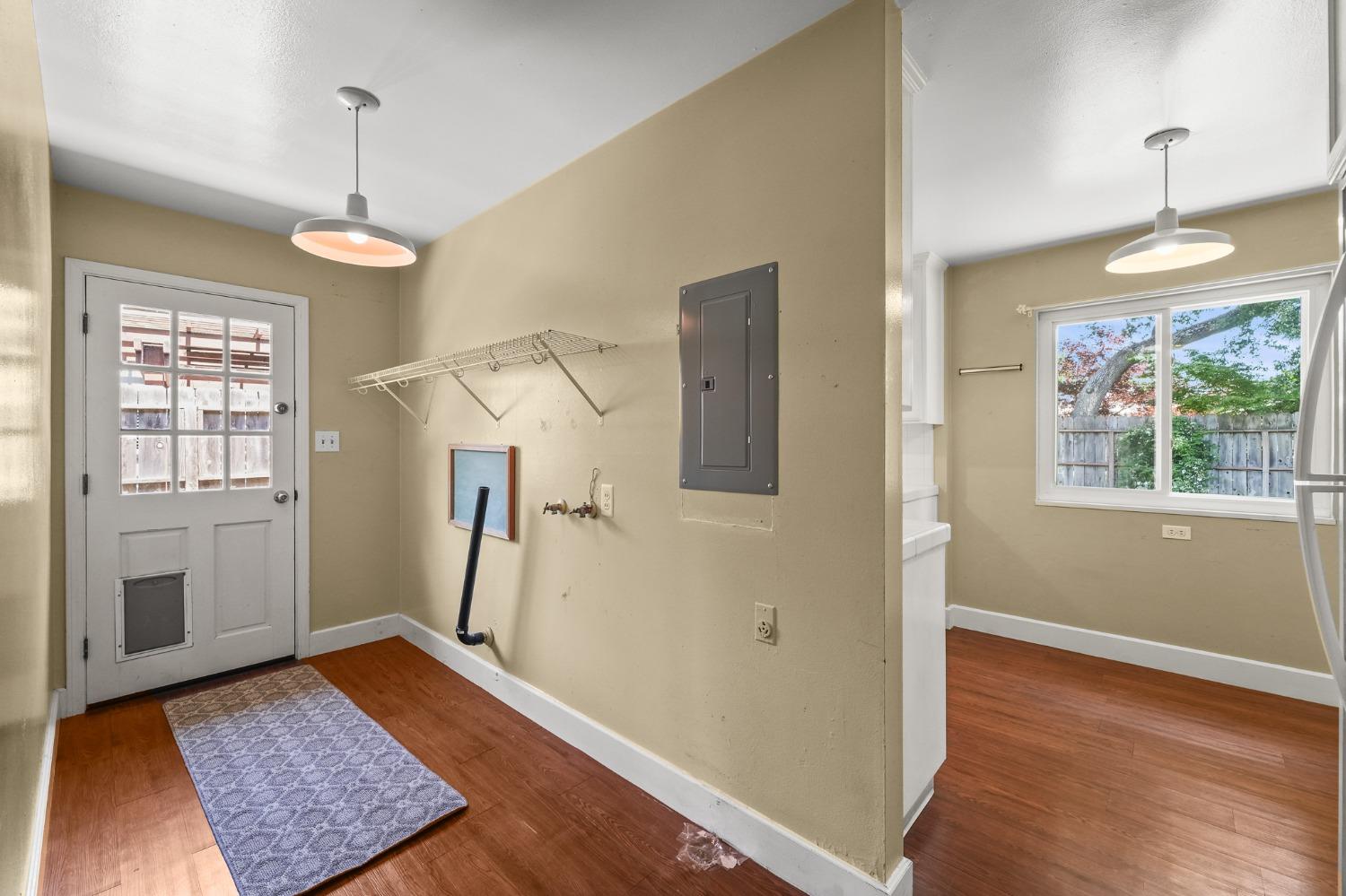 N Amber Way, Stockton, California image 22