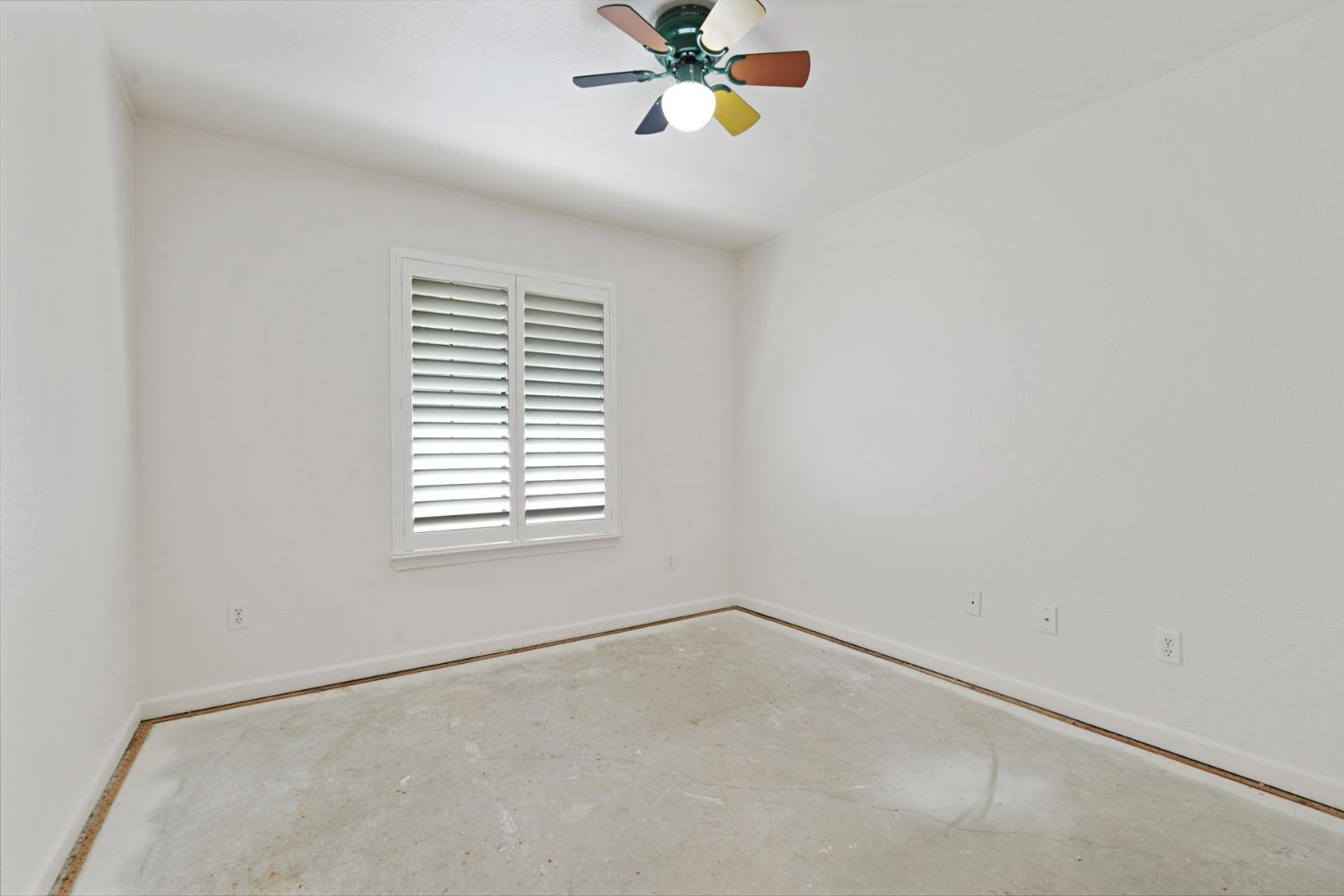 Detail Gallery Image 24 of 54 For 25292 White Fence Ct, Acampo,  CA 95220 - 4 Beds | 2 Baths