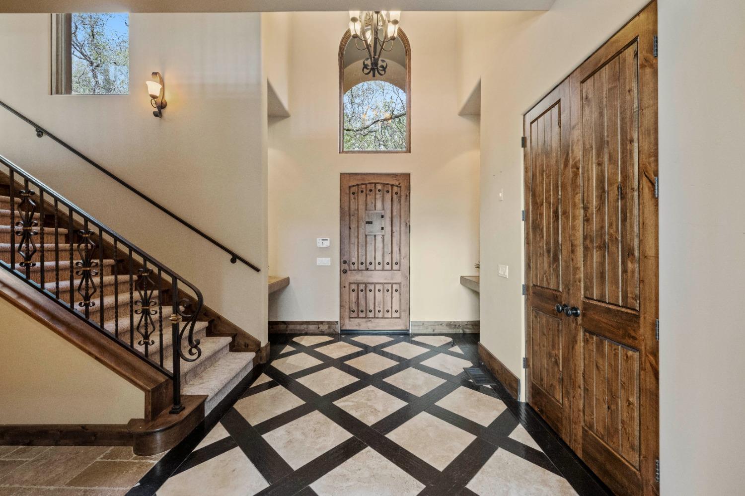 Detail Gallery Image 16 of 90 For 16279 Winchester Club Dr, Meadow Vista,  CA 95722 - 4 Beds | 5/1 Baths