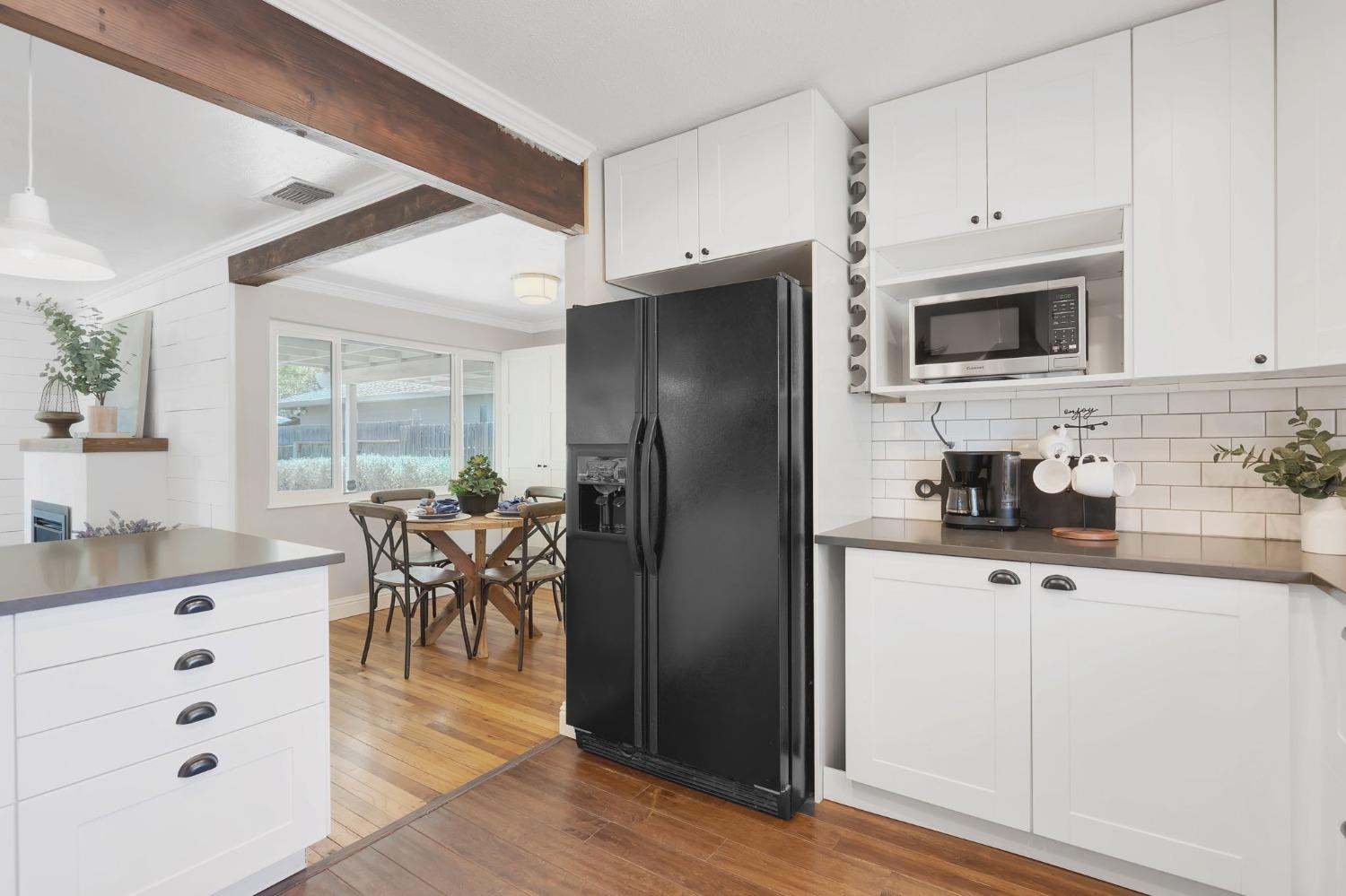 Detail Gallery Image 13 of 30 For 904 Homewood Dr, Woodland,  CA 95695 - 3 Beds | 2 Baths