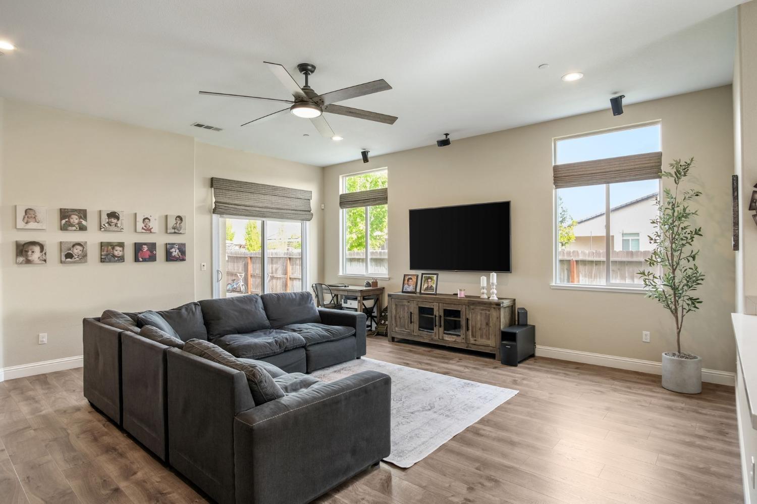 Gianna Marie Avenue, Manteca, California image 27