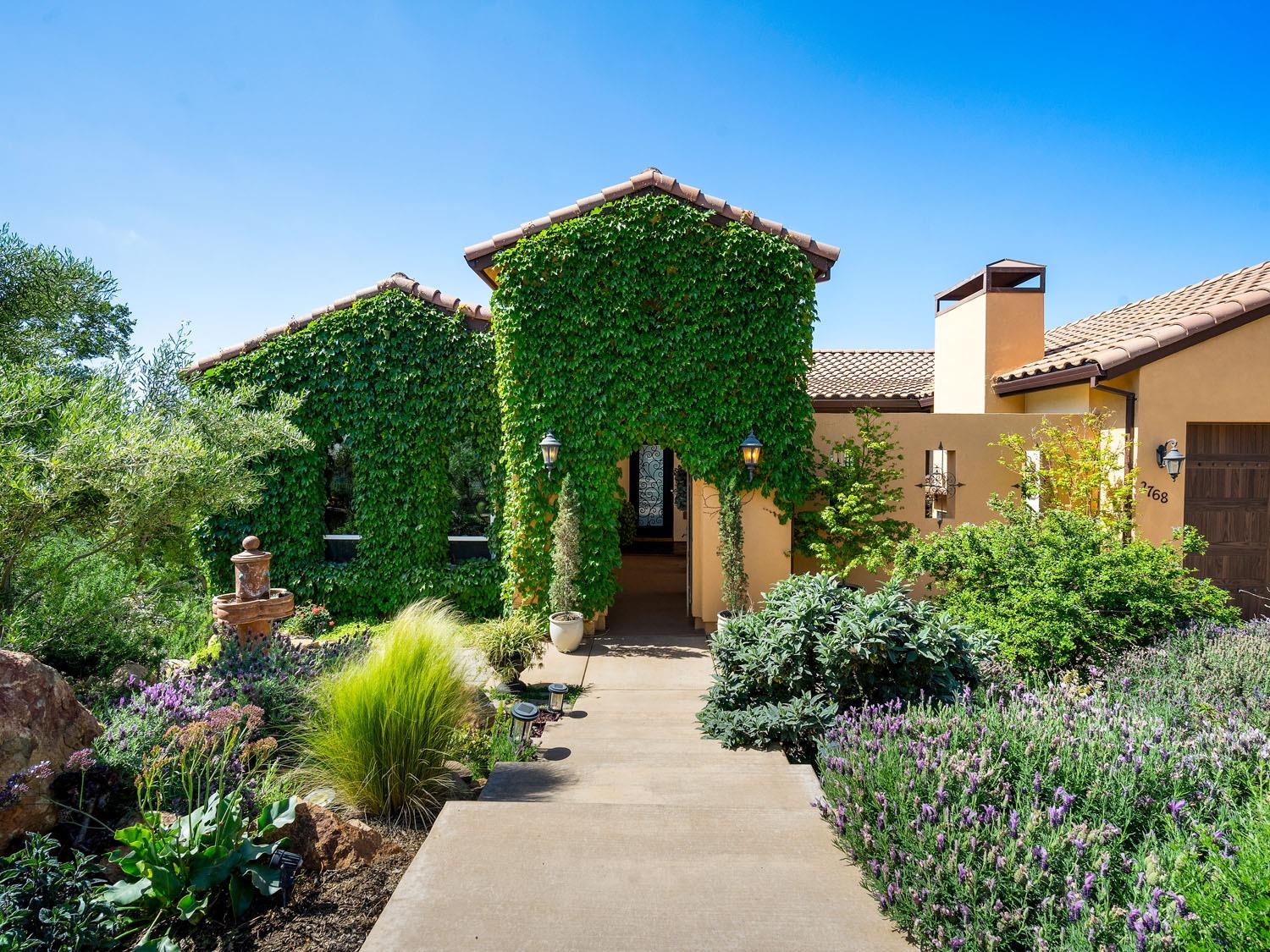 Via Fiori, El Dorado Hills, California image 2