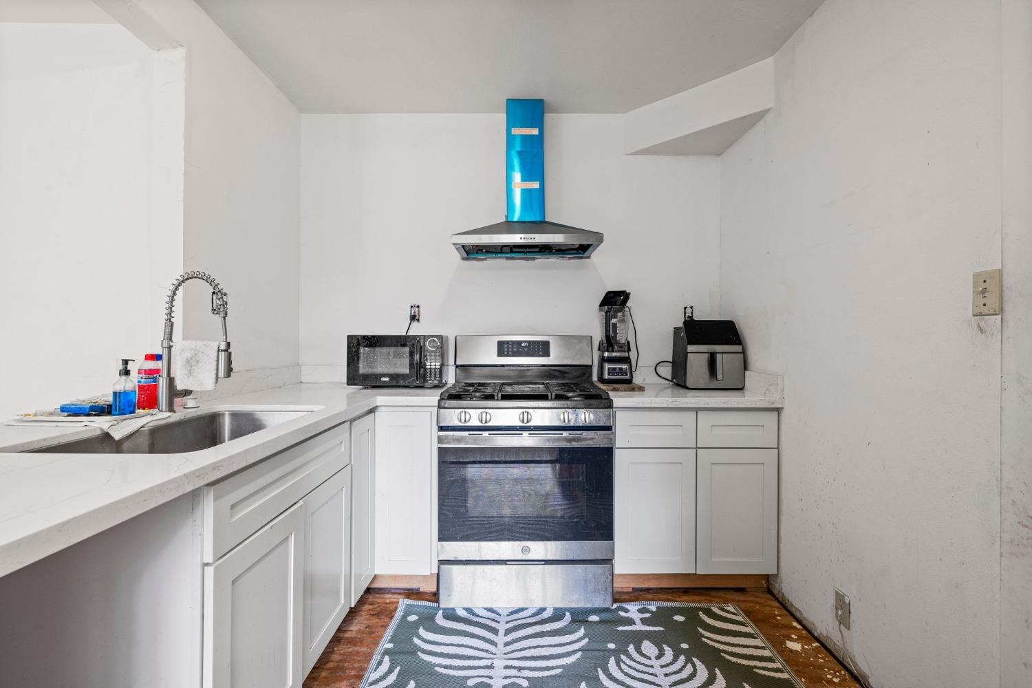 Detail Gallery Image 11 of 43 For 5148 Marconi Ave, Carmichael,  CA 95608 - 3 Beds | 2 Baths