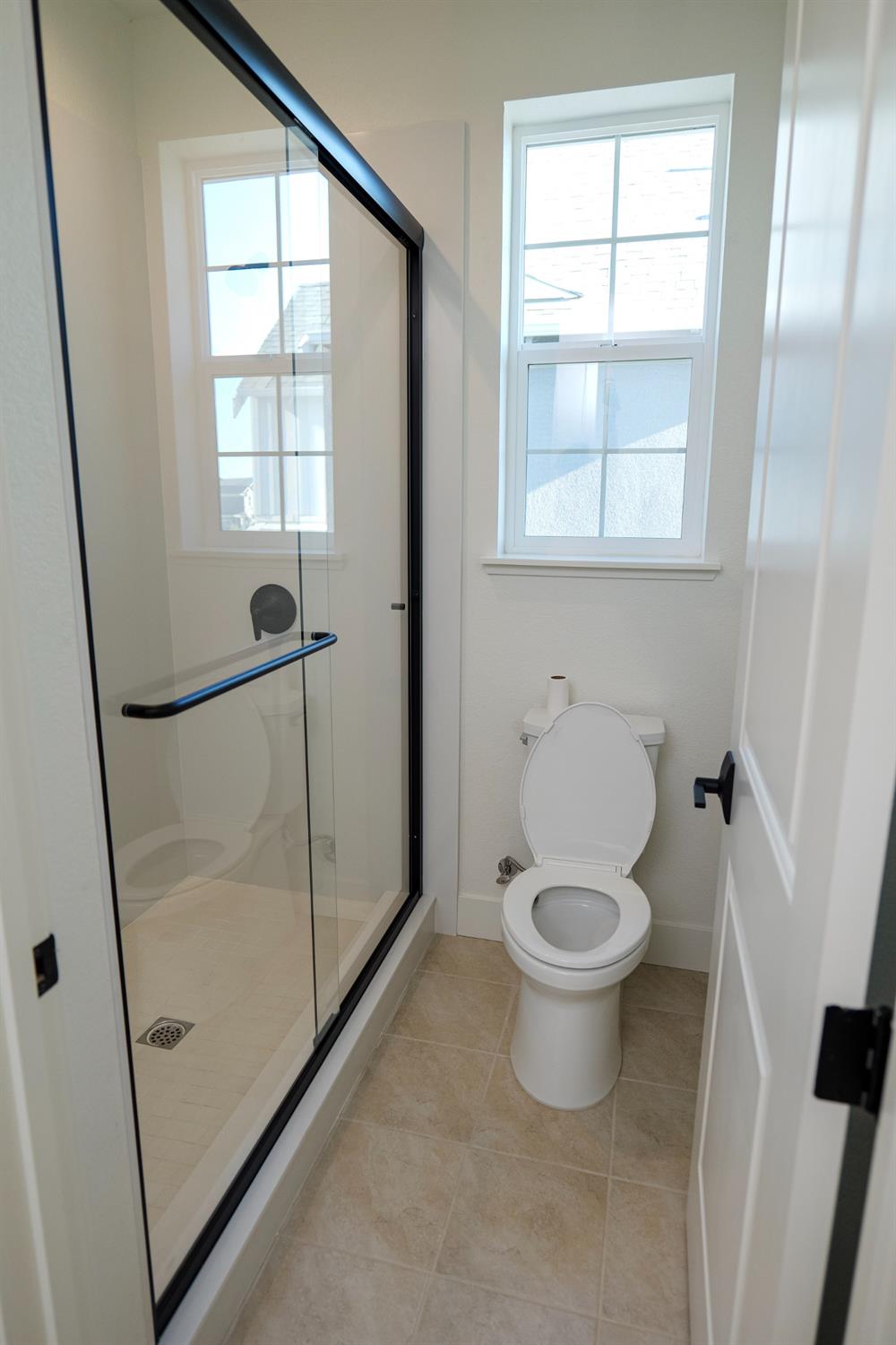 Detail Gallery Image 24 of 34 For 15912 Duggar Dr, Lathrop,  CA 95330 - 5 Beds | 4/1 Baths