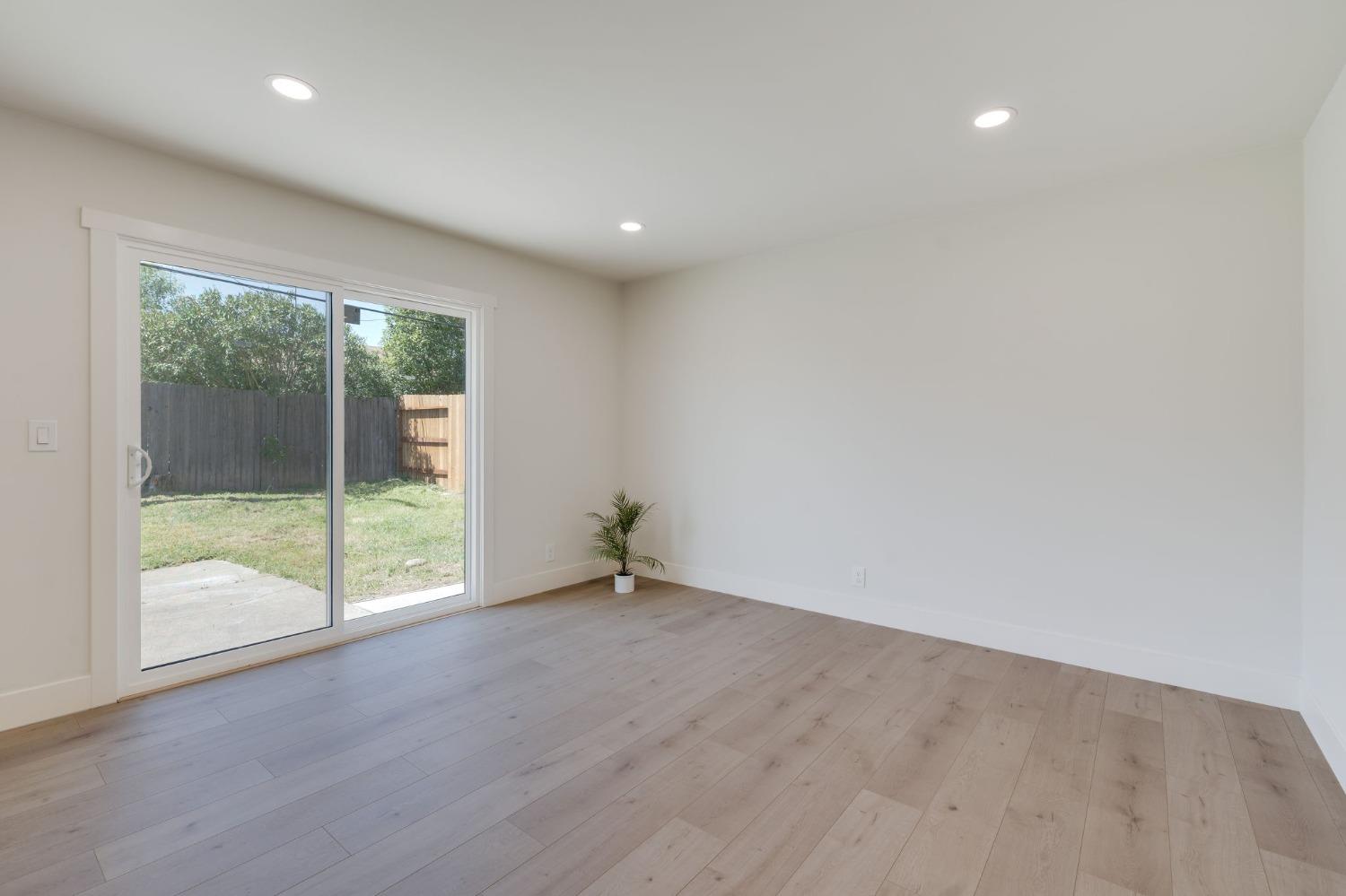 Saybrook Drive, Citrus Heights, California image 29