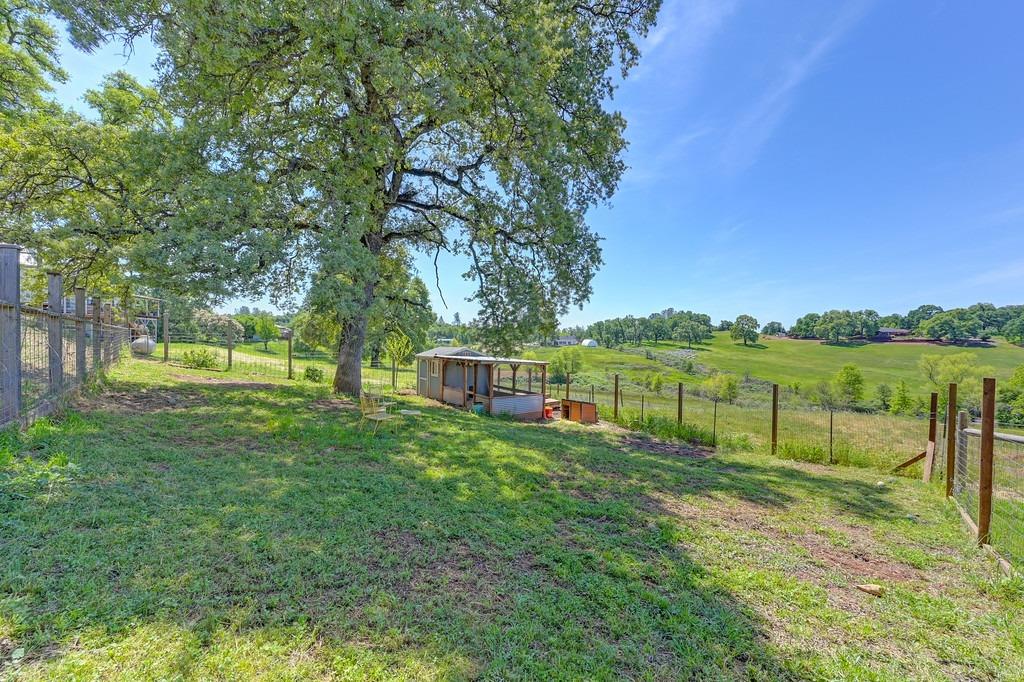 Meadow View Lane, Auburn, California image 36
