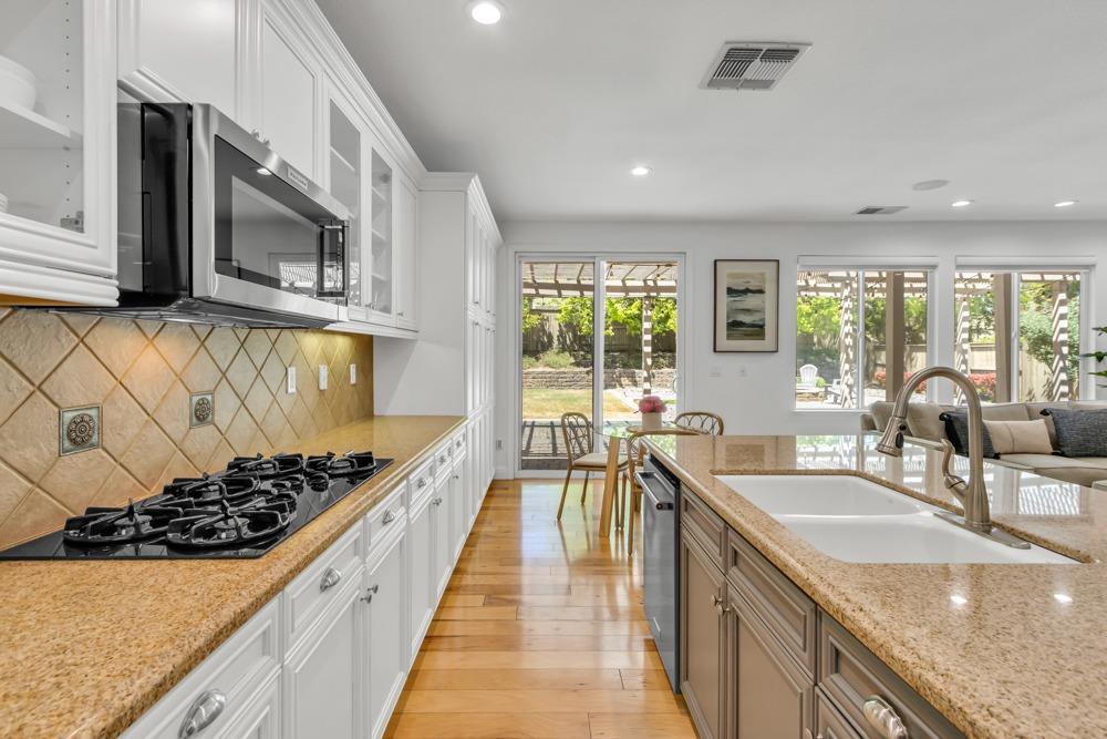 Rimini Way, El Dorado Hills, California image 16