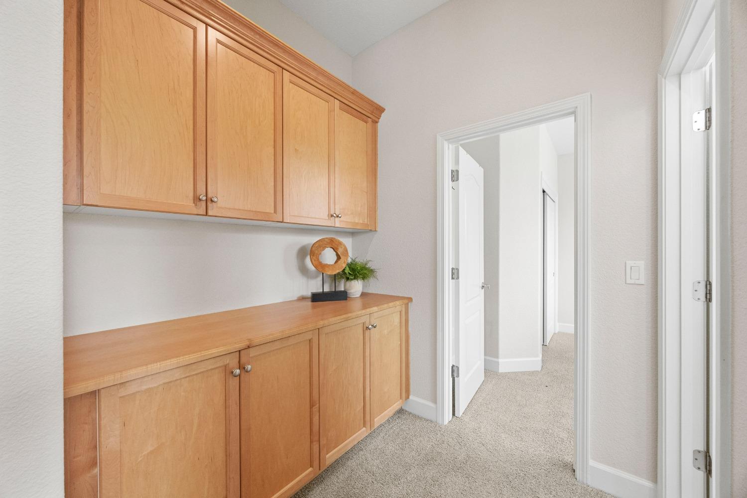 Black Oak, Rocklin, California image 25