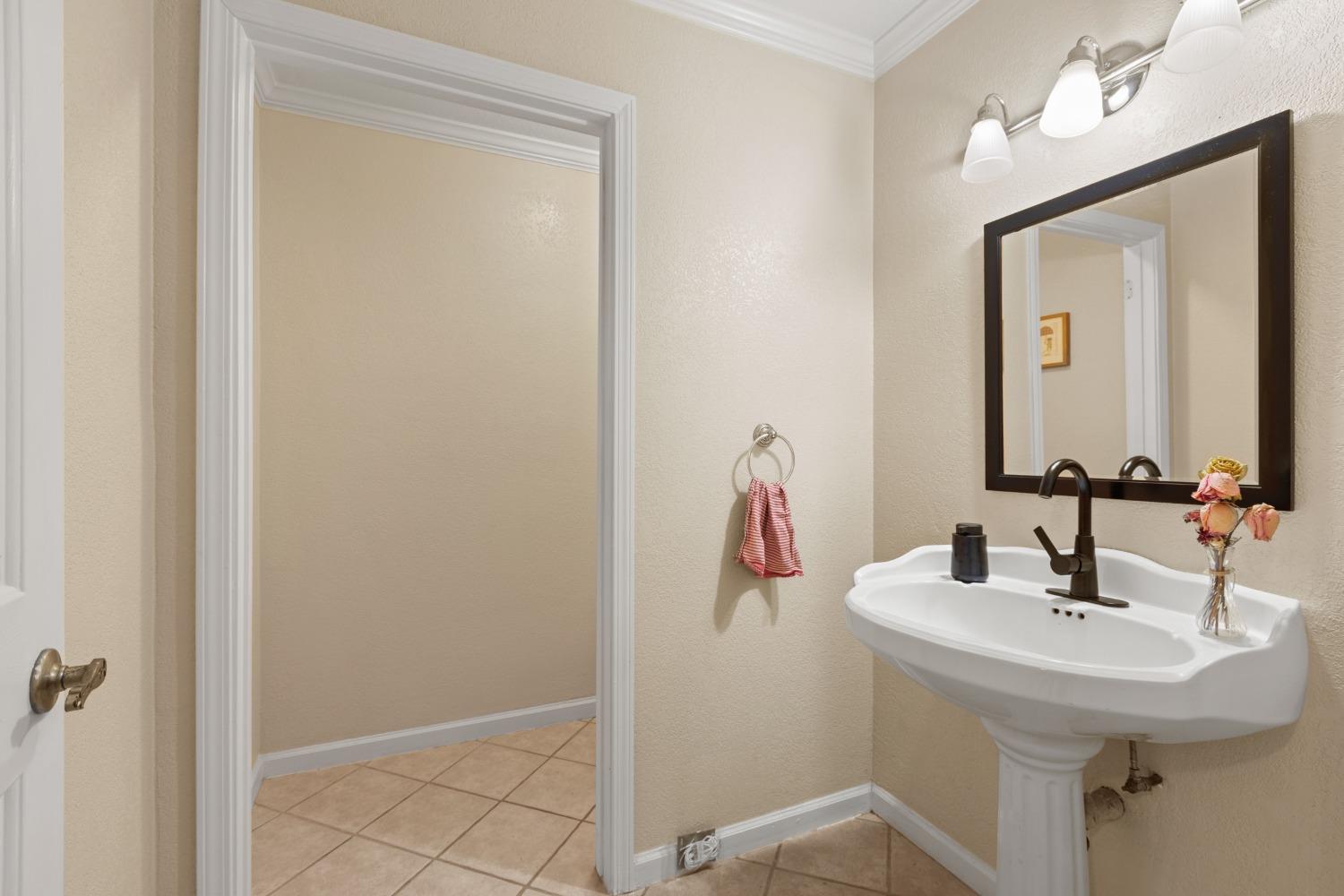 Photo #20: 225054549 Listing: Photo #20