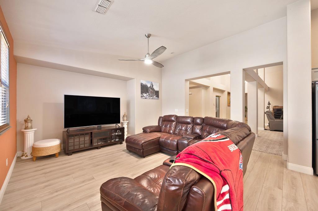 Detail Gallery Image 35 of 64 For 7805 Megan Ann Ct, Antelope,  CA 95843 - 2 Beds | 2 Baths