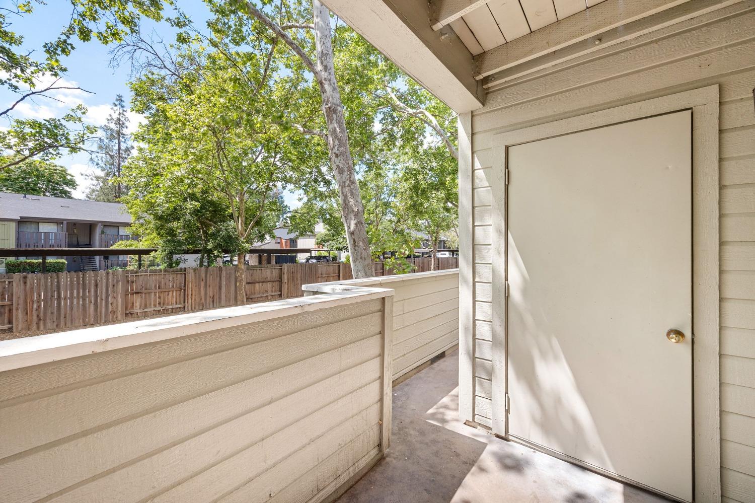 Photo #32: 225053638 Listing: Photo #32