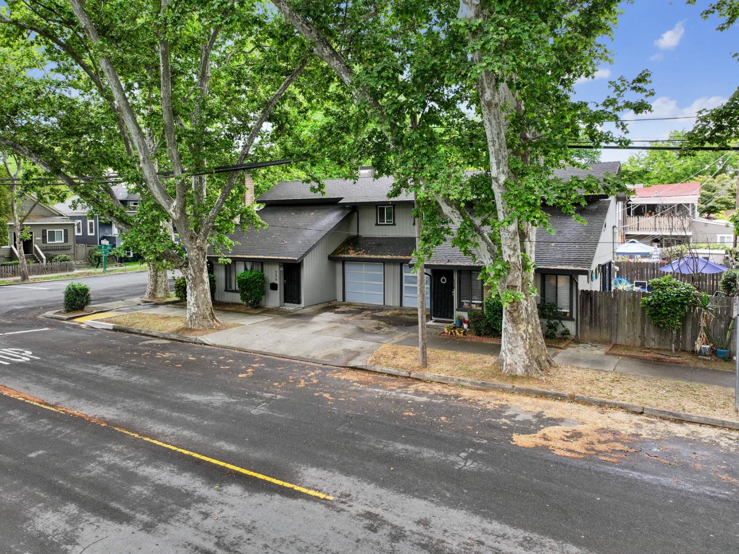 Detail Gallery Image 7 of 8 For 2331 F St, Sacramento,  CA 95816 - – Beds | – Baths